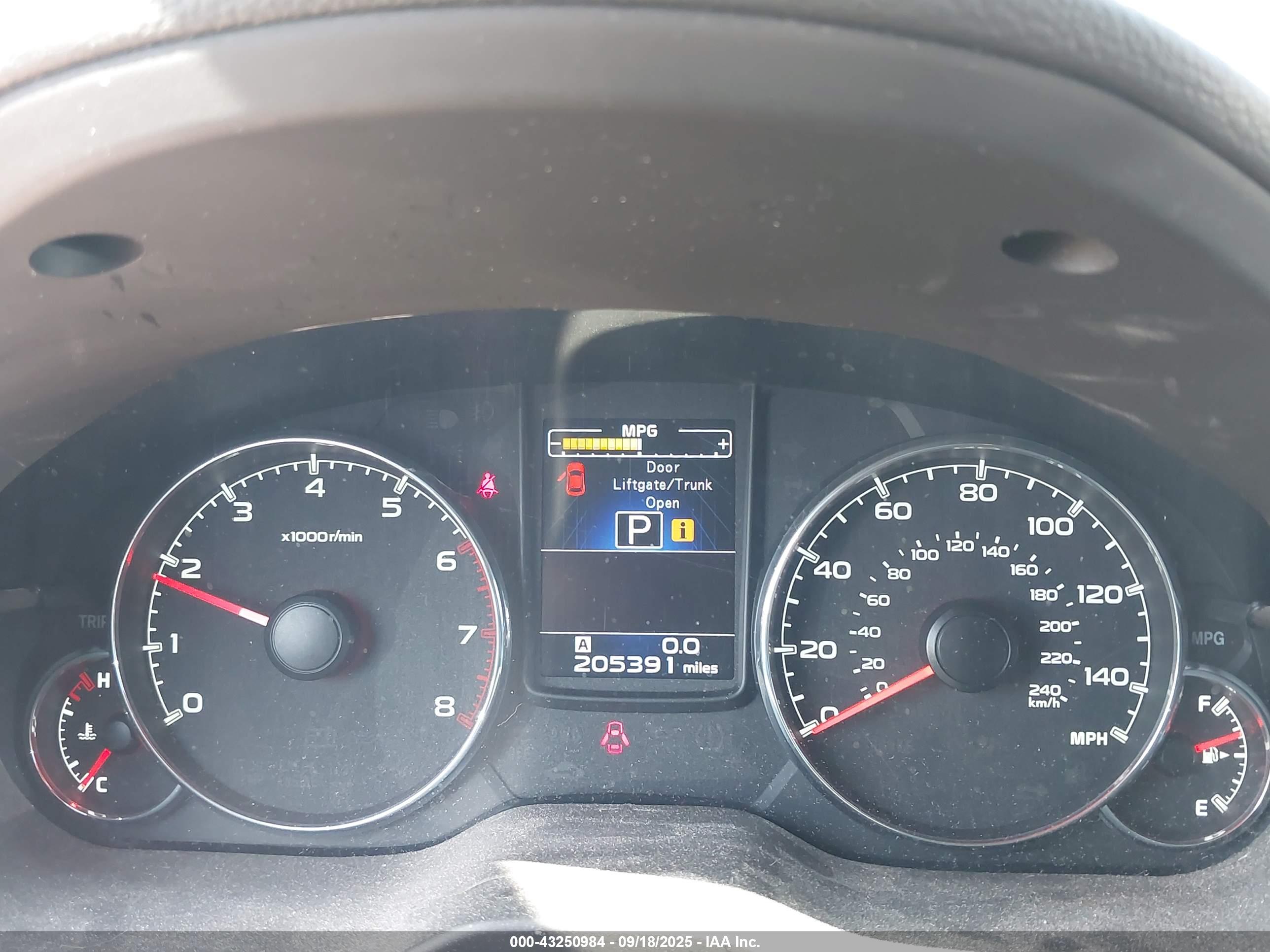 SUBARU OUTBACK image 7