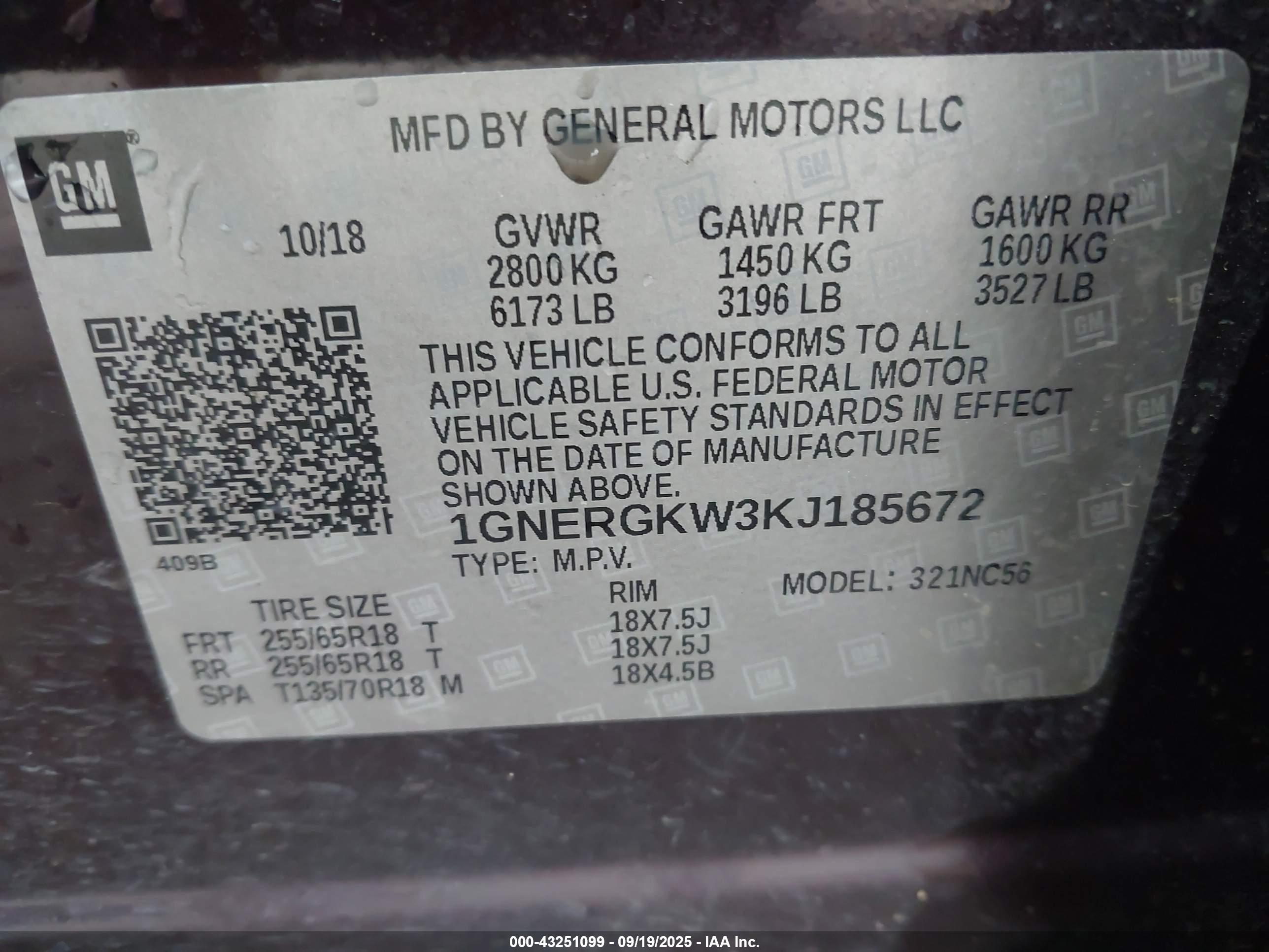 CHEVROLET TRAVERSE image 9
