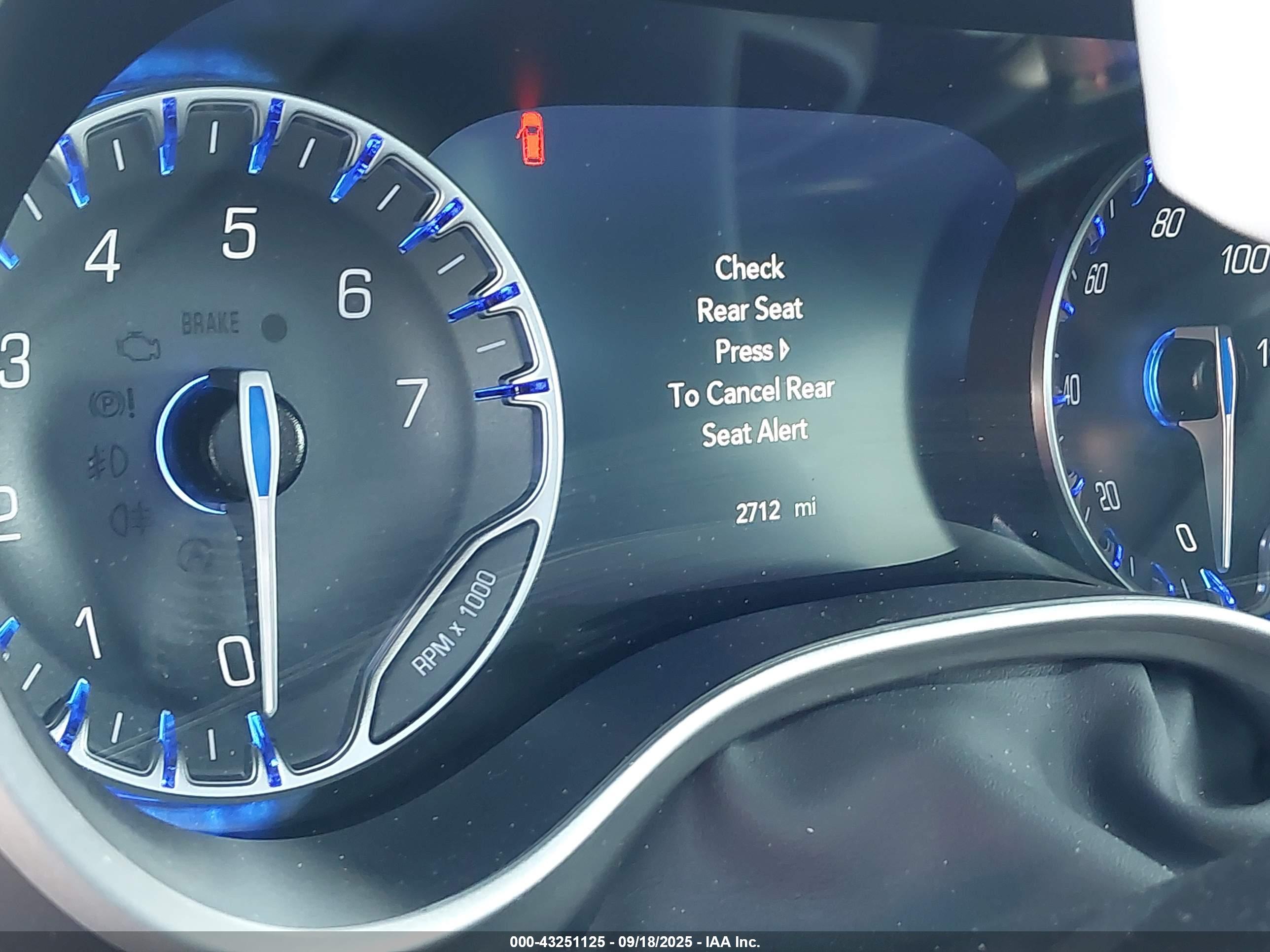 CHRYSLER PACIFICA image 7