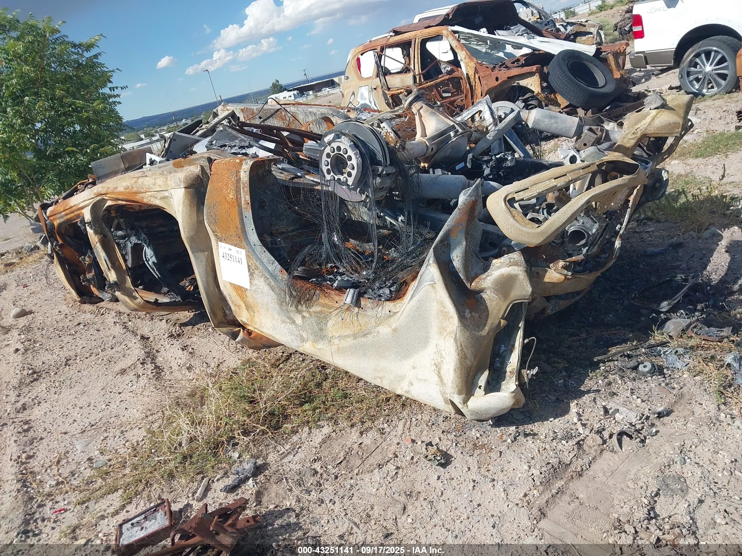 GMC SIERRA image 3