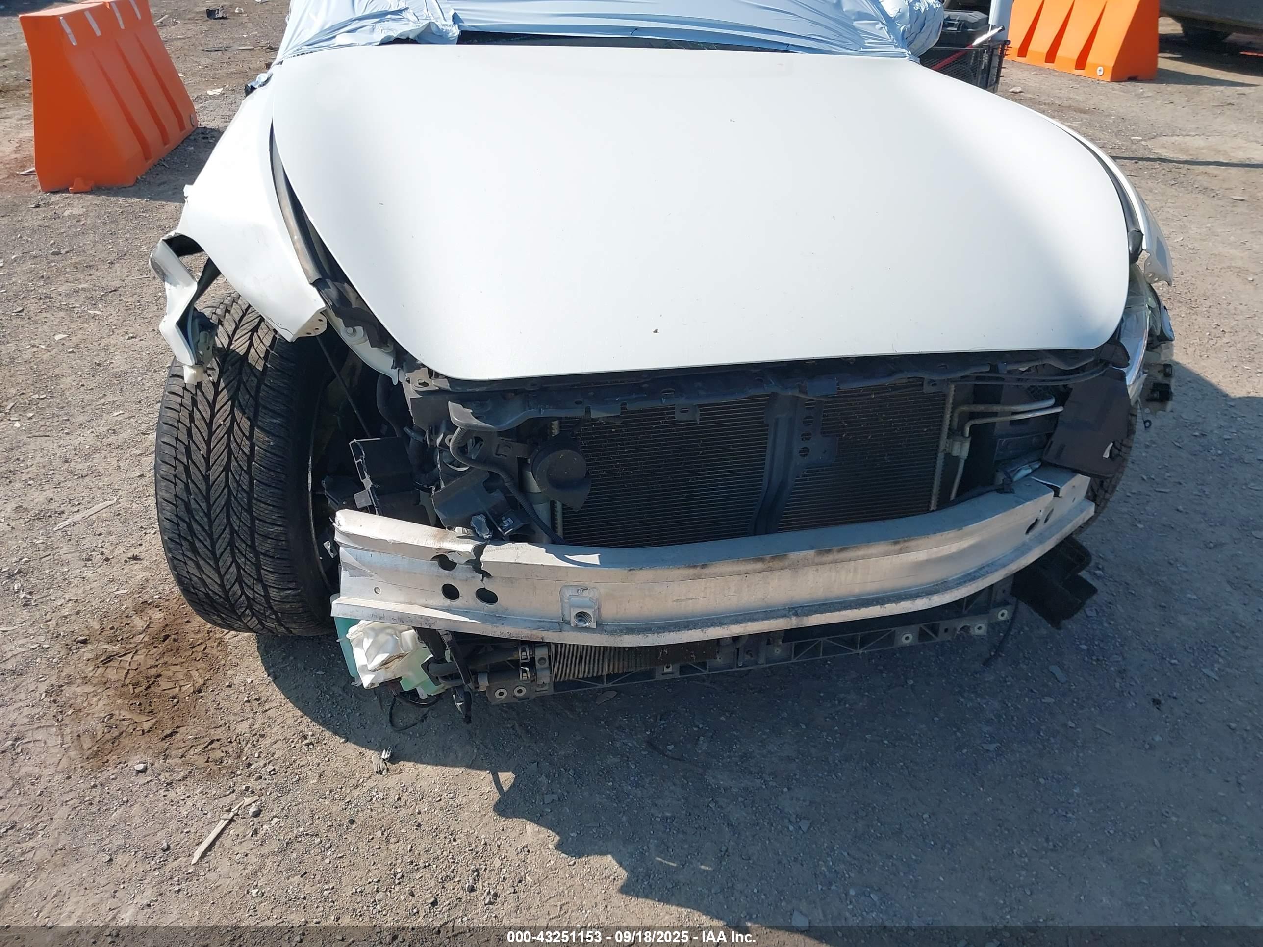 INFINITI M37 image 6