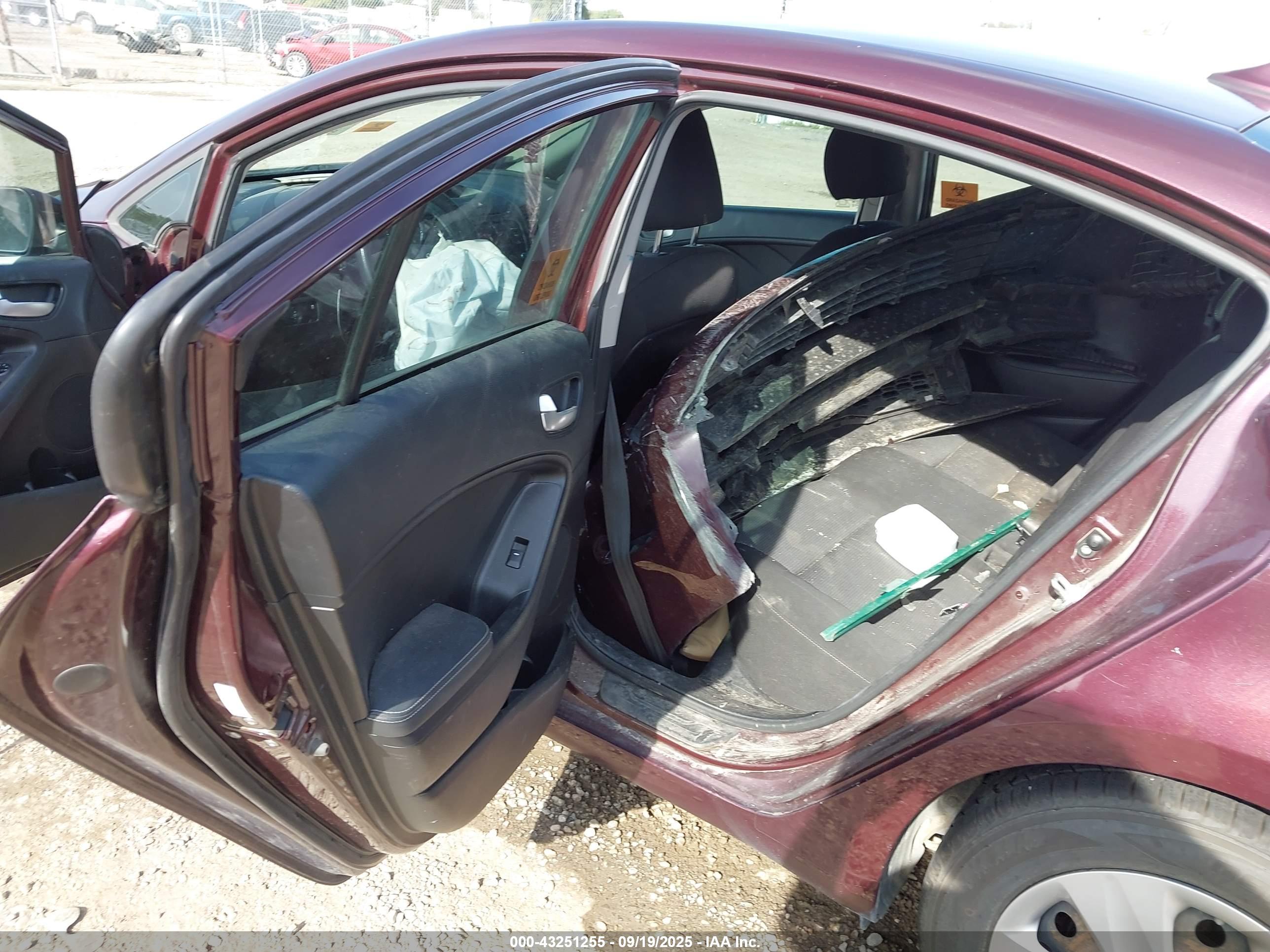 KIA FORTE image 8