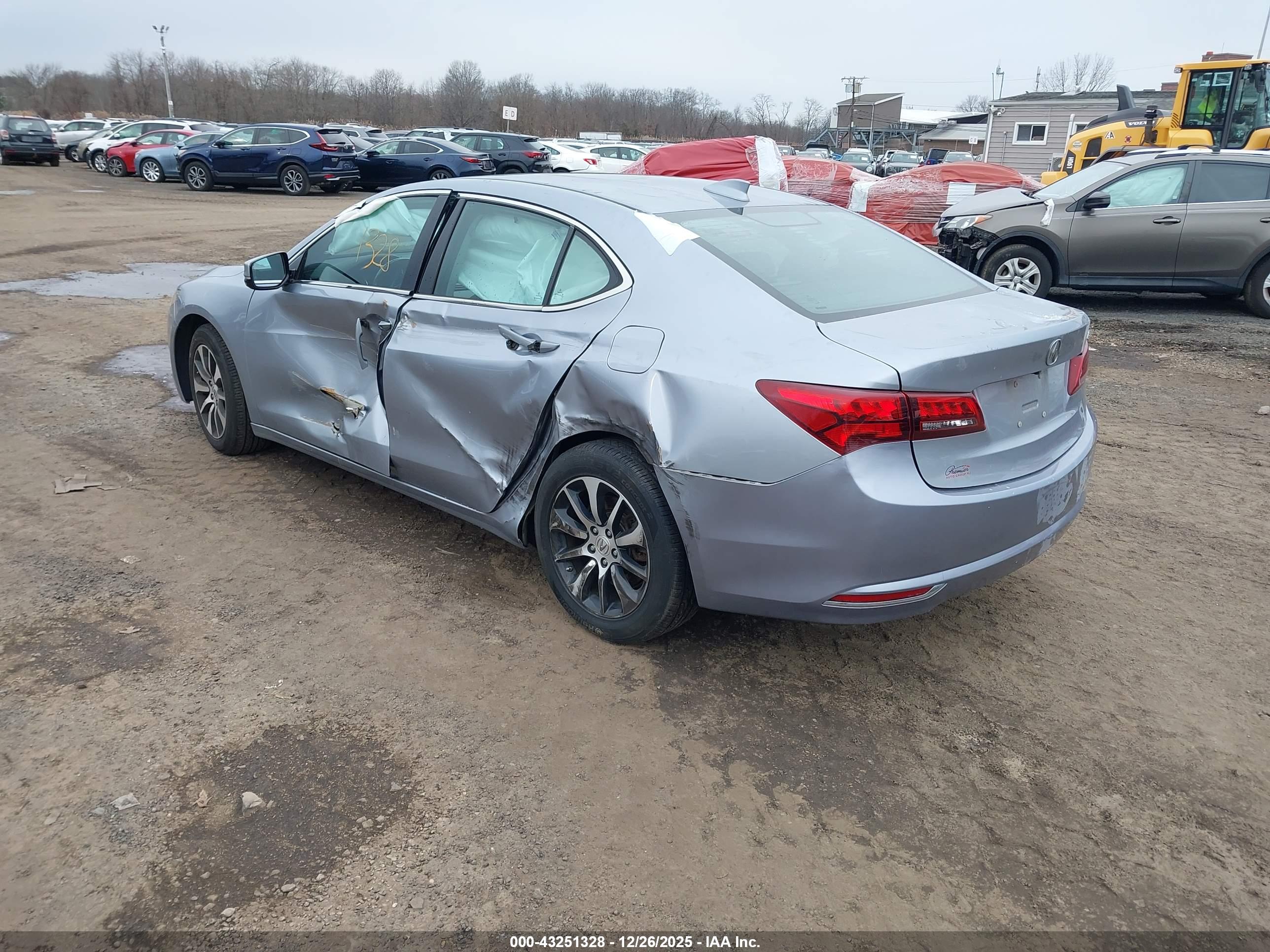 ACURA TLX image 3