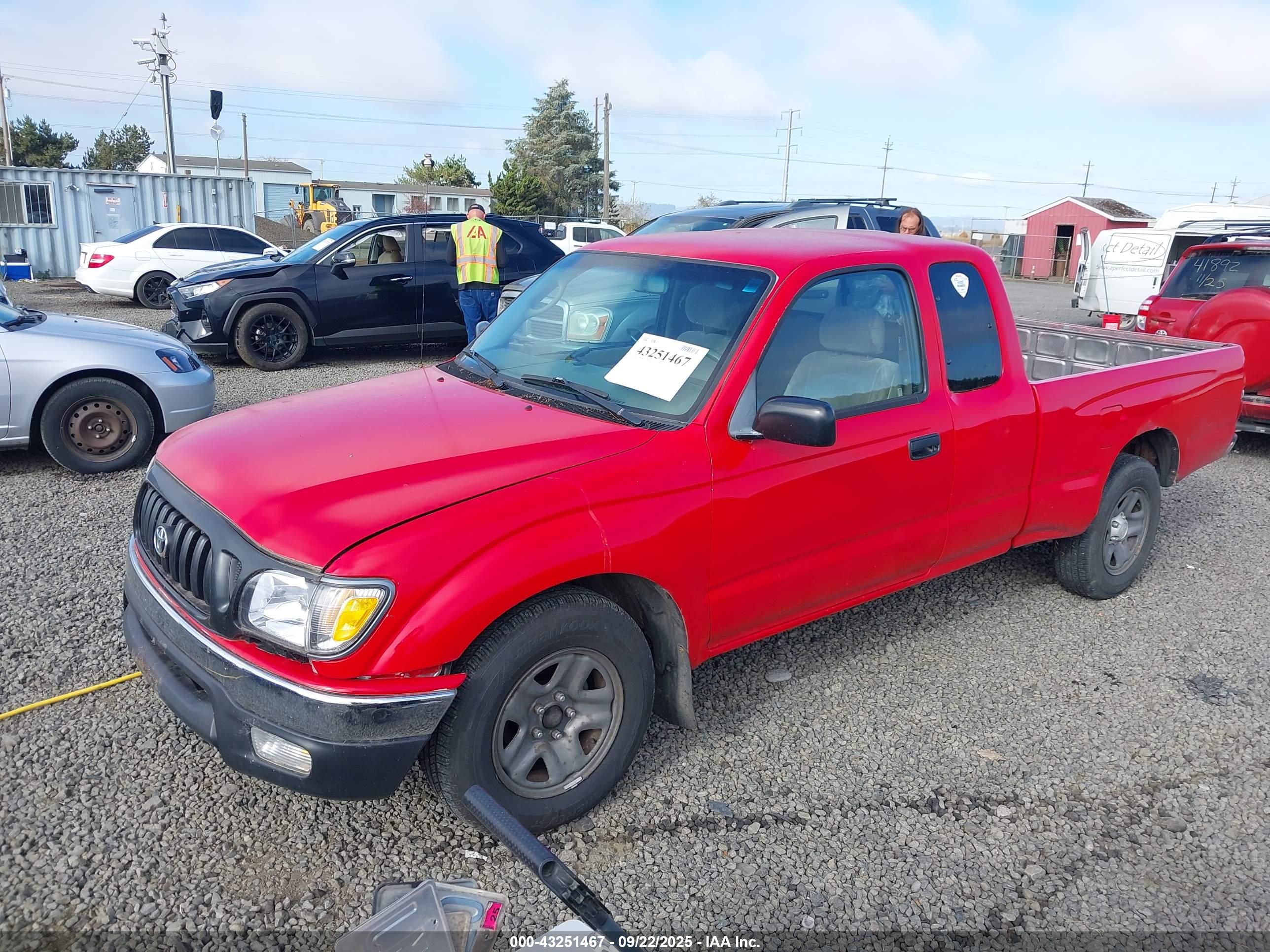 TOYOTA TACOMA image 2