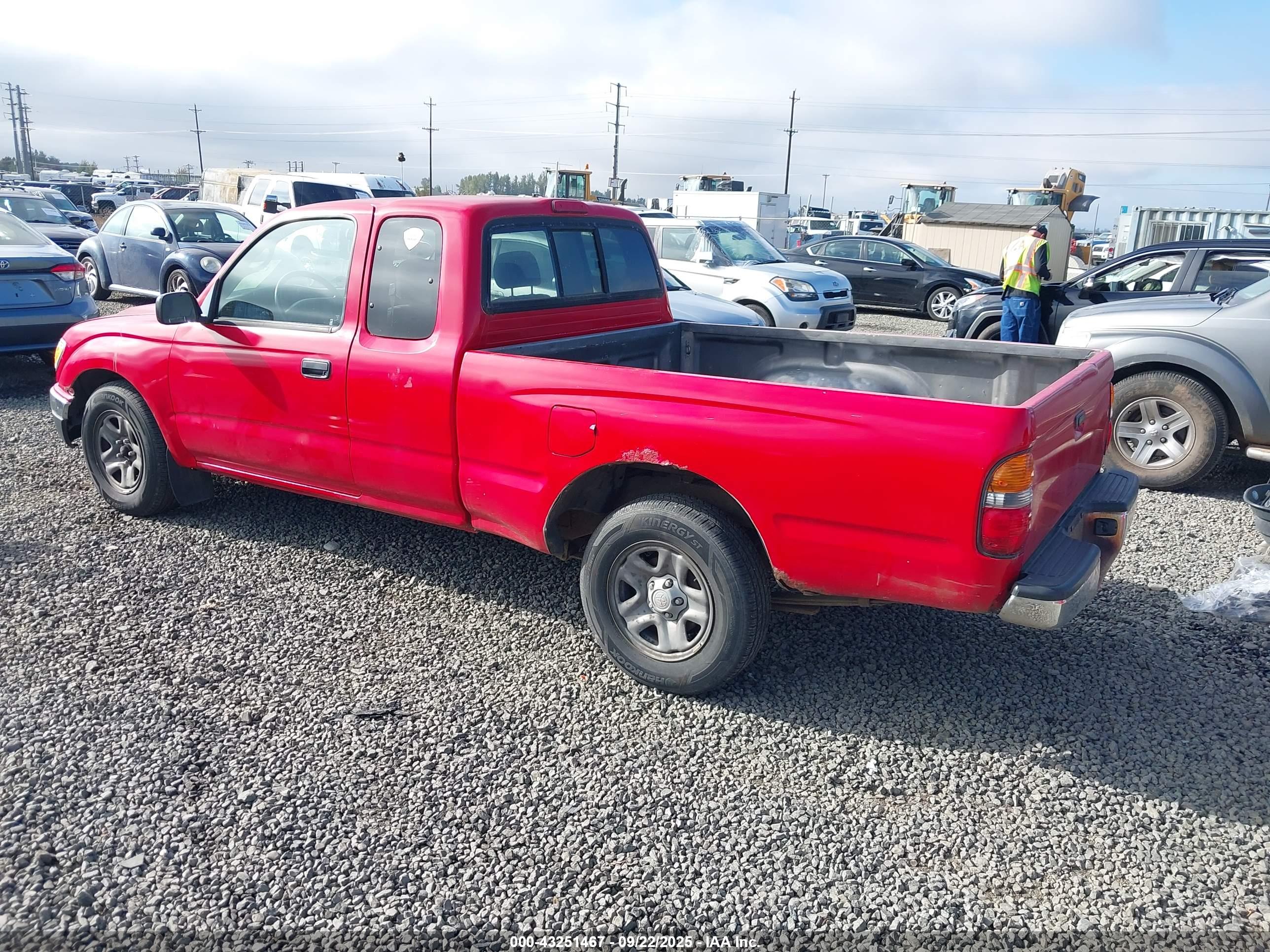 TOYOTA TACOMA image 3