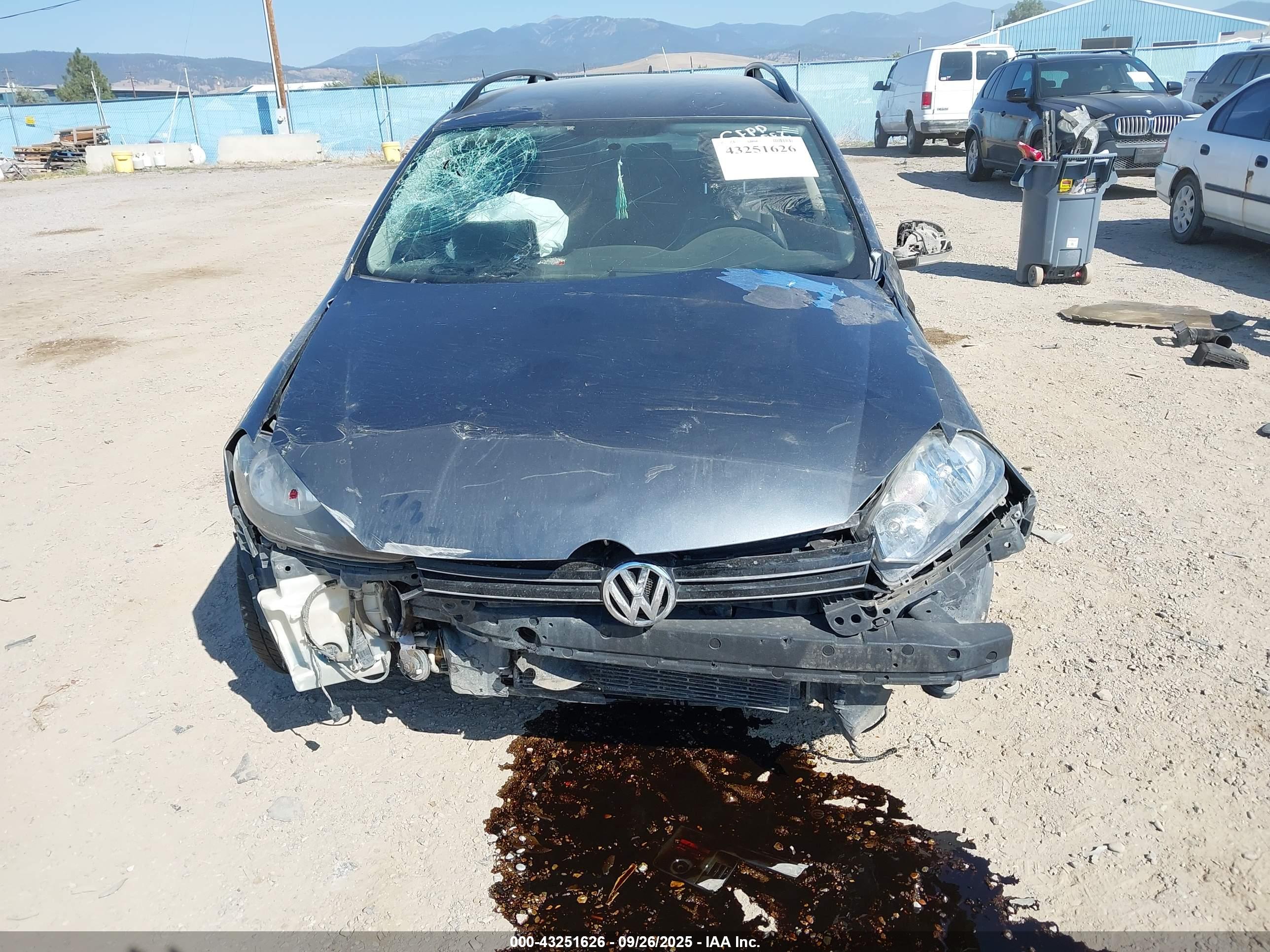 VOLKSWAGEN JETTA image 6