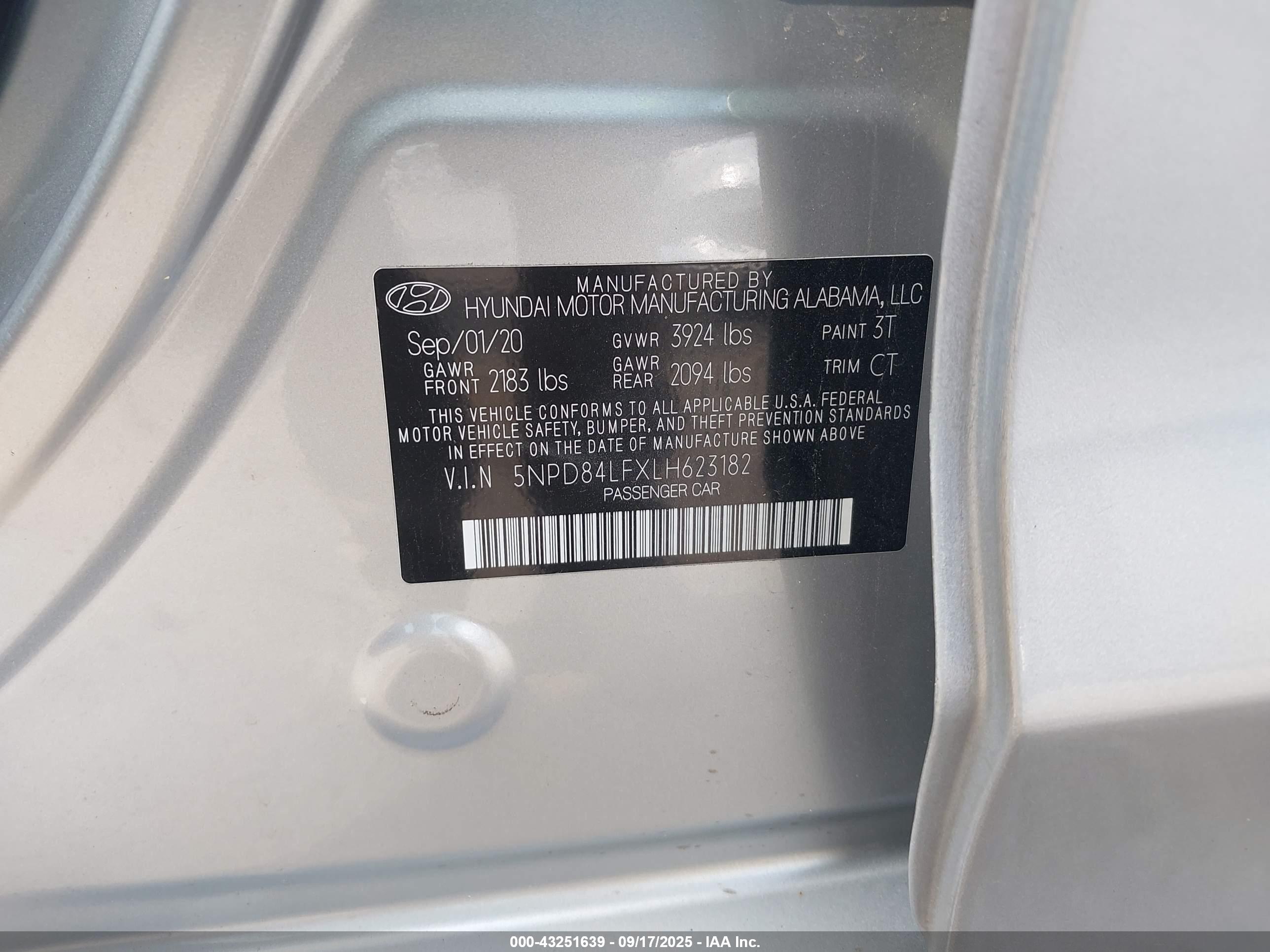 HYUNDAI ELANTRA image 9