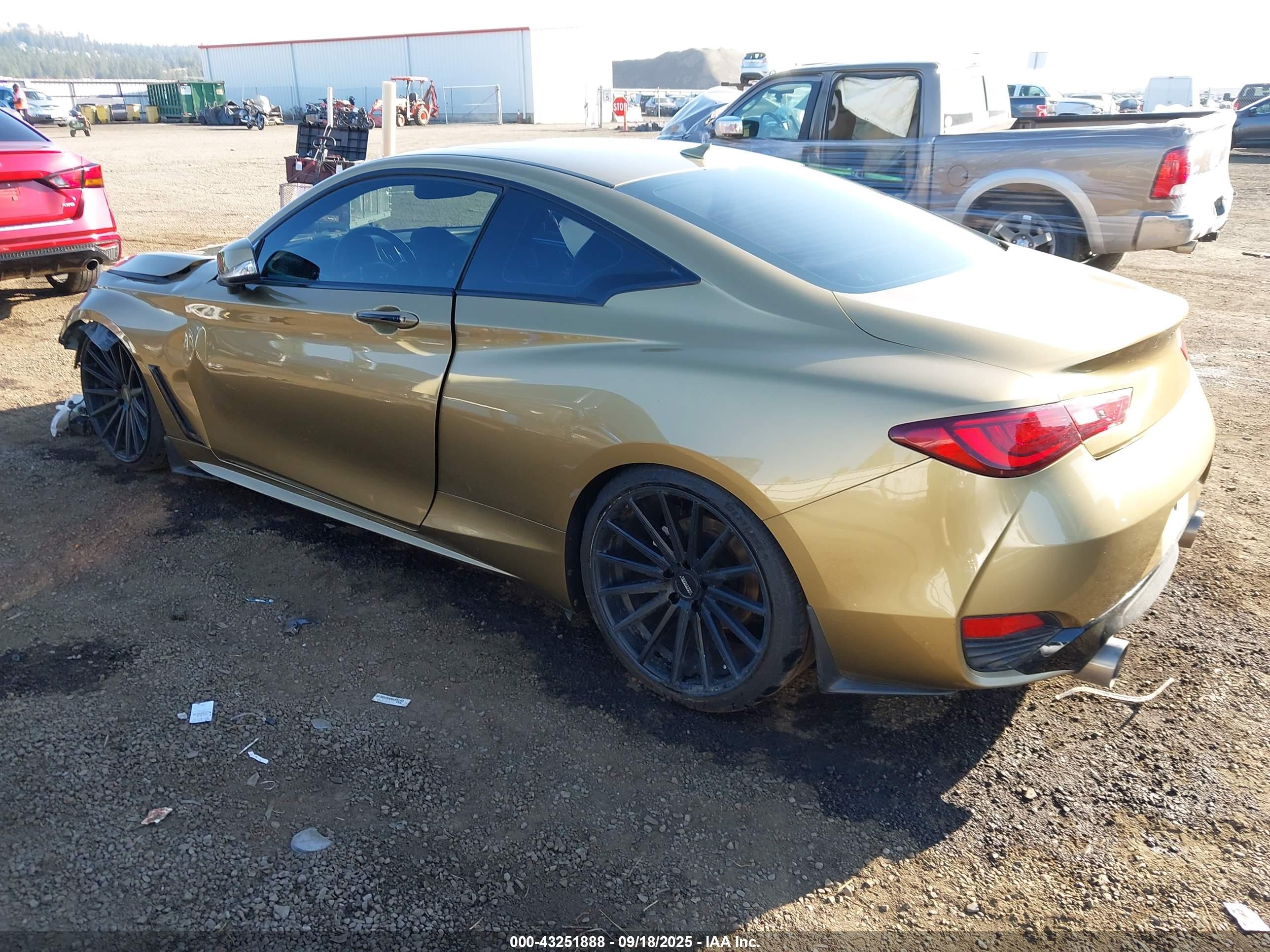 INFINITI Q60 image 3