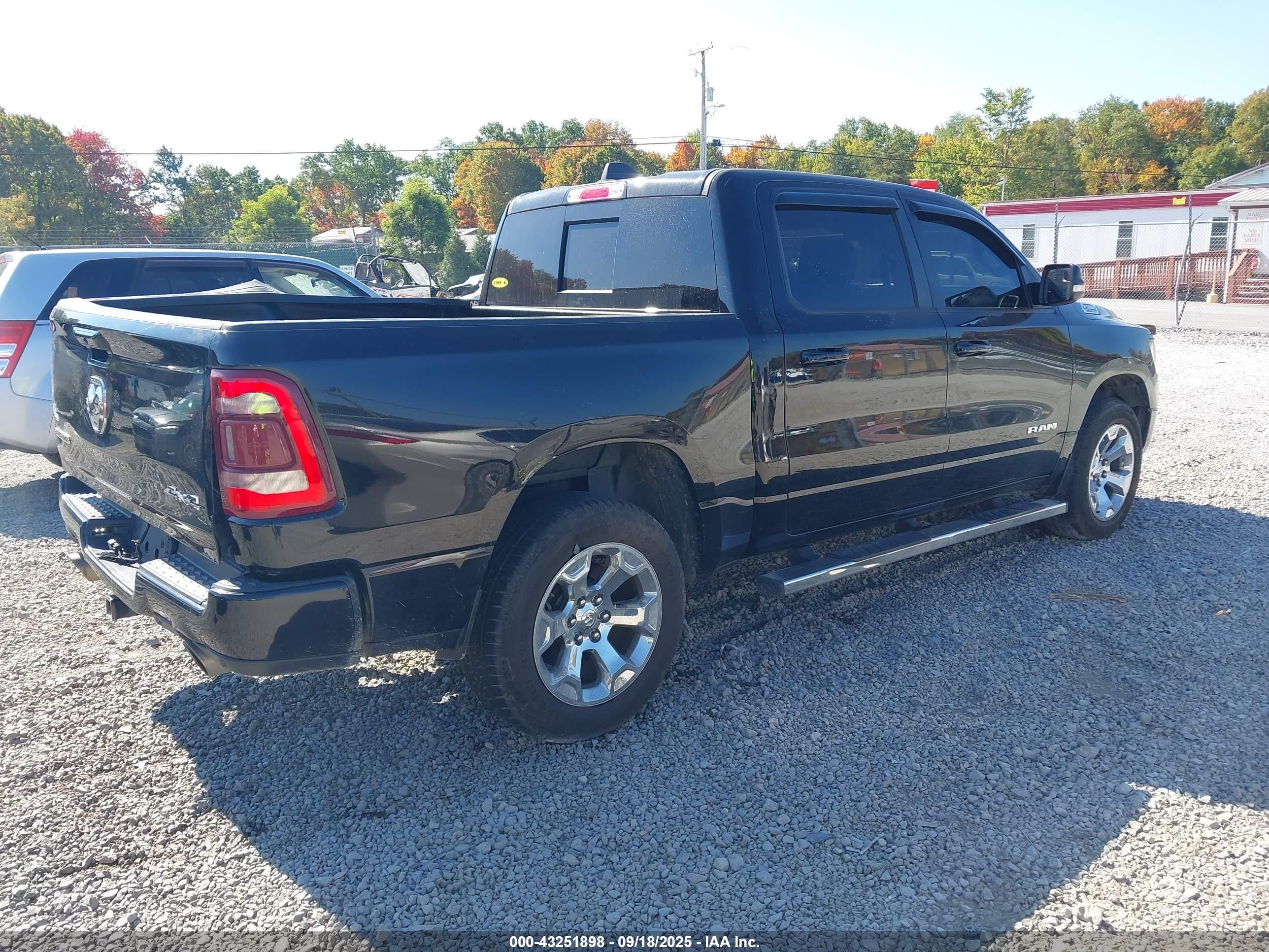 RAM 1500 image 4