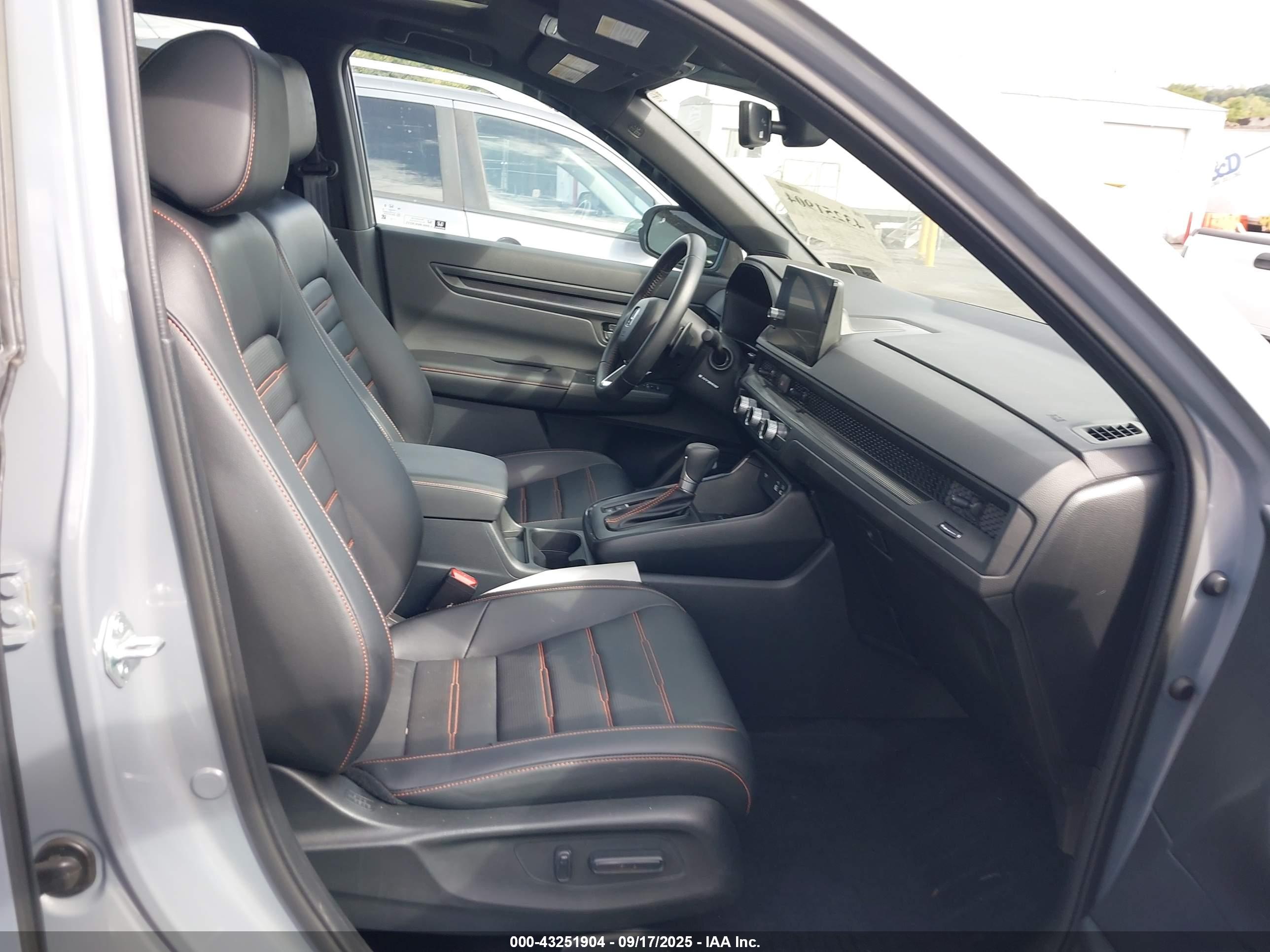HONDA CR-V image 5