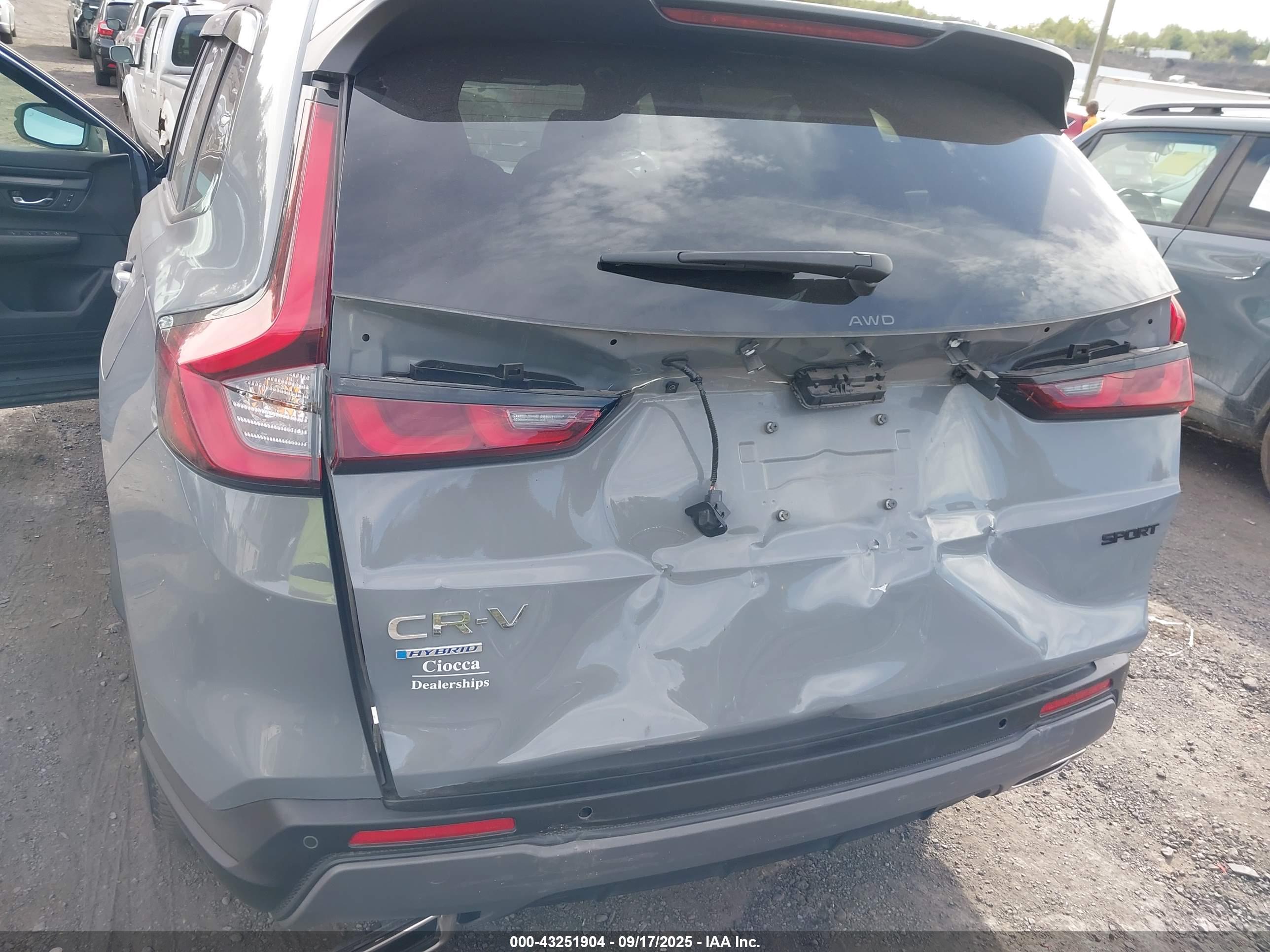 HONDA CR-V image 6