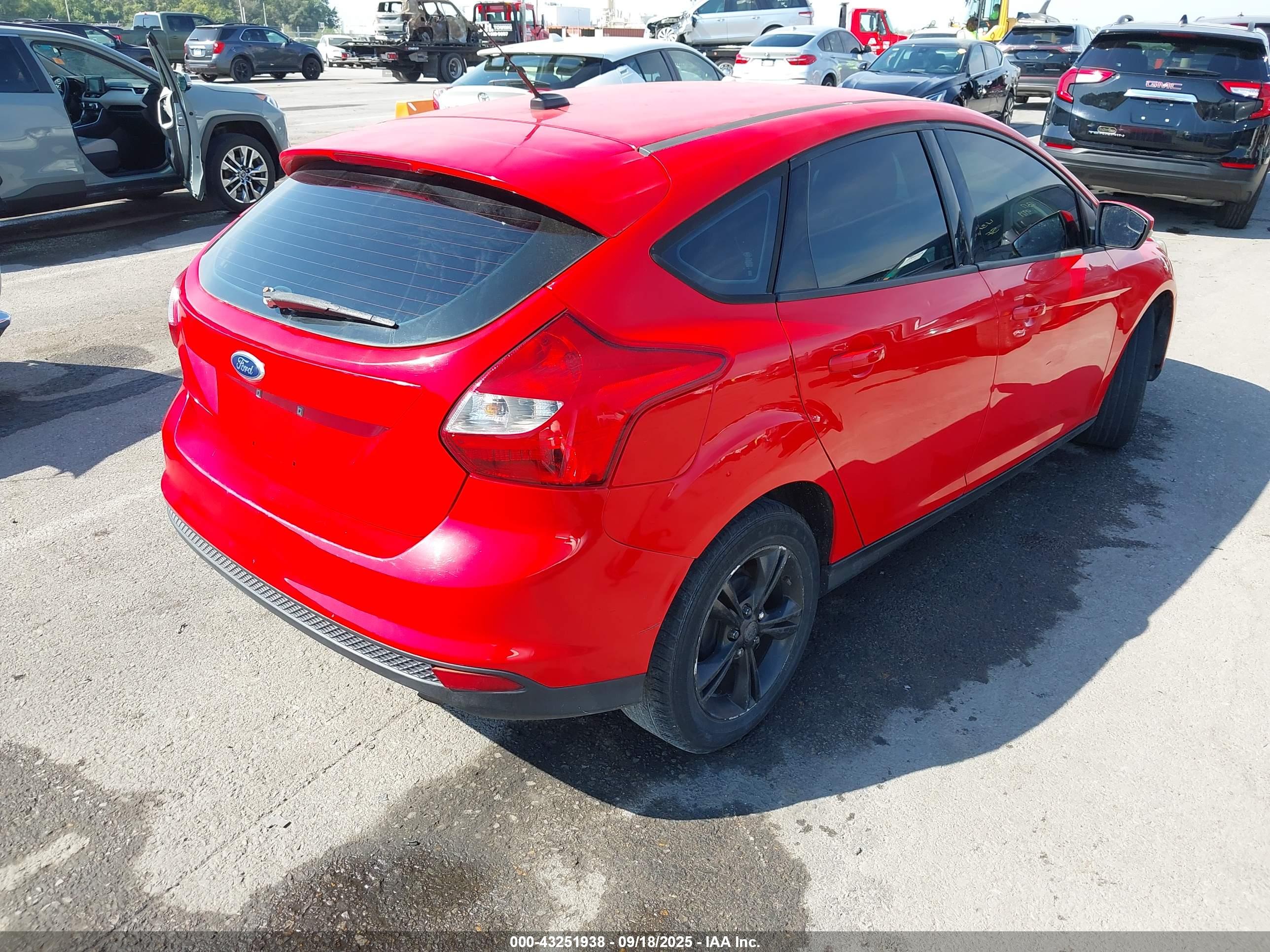 FORD FOCUS image 4