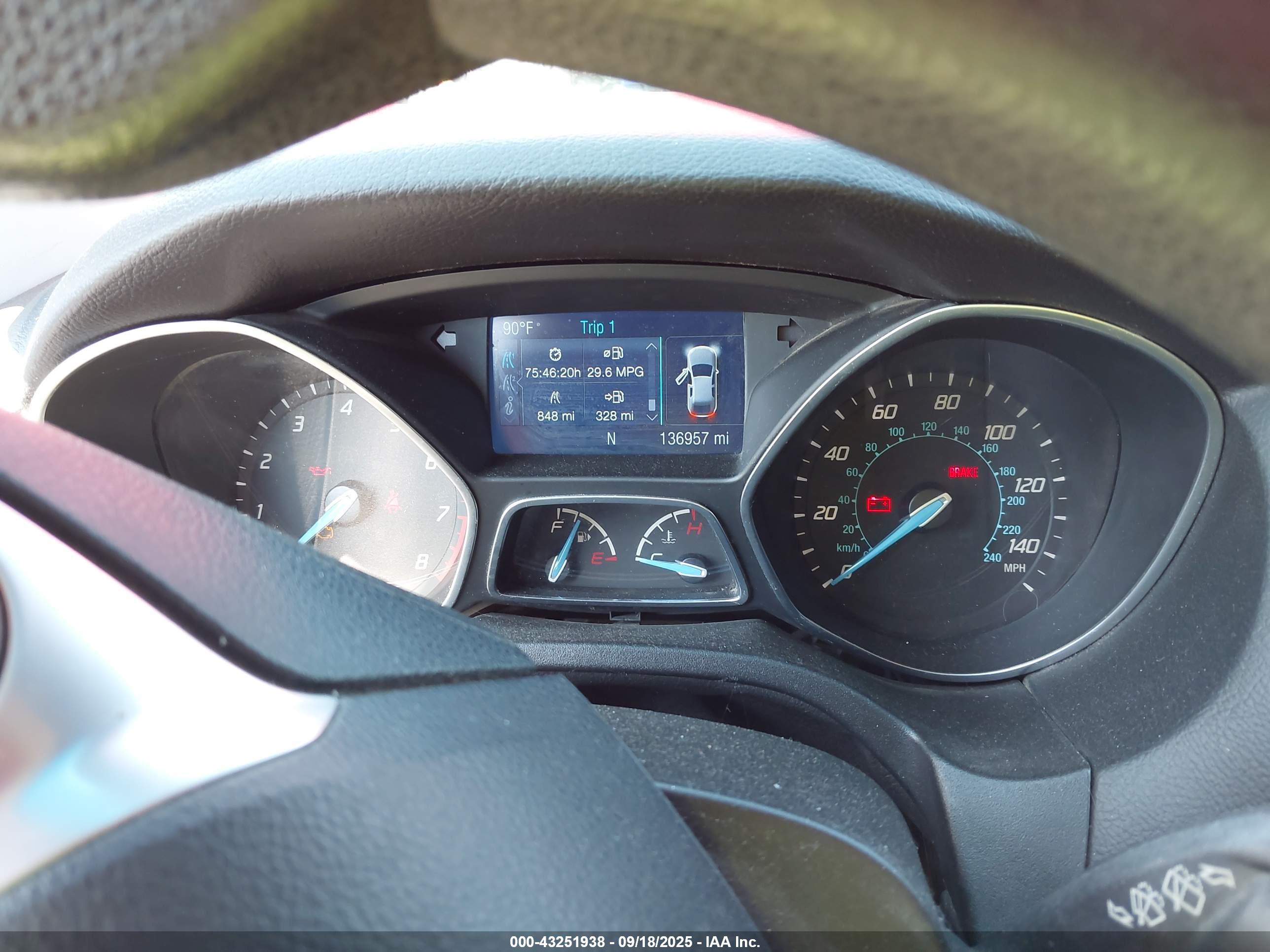 FORD FOCUS image 7