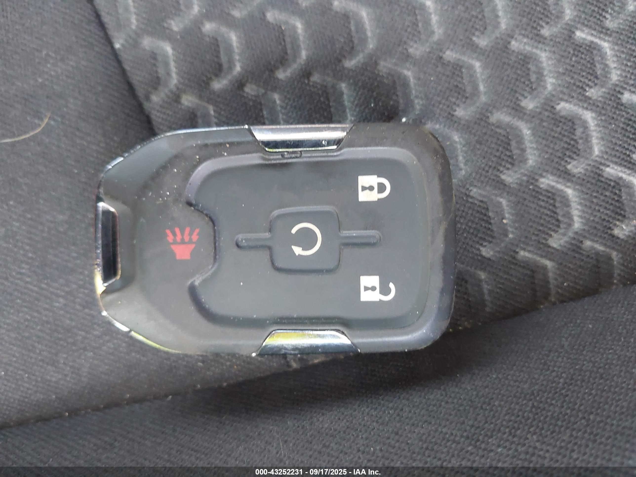 GMC TERRAIN image 11