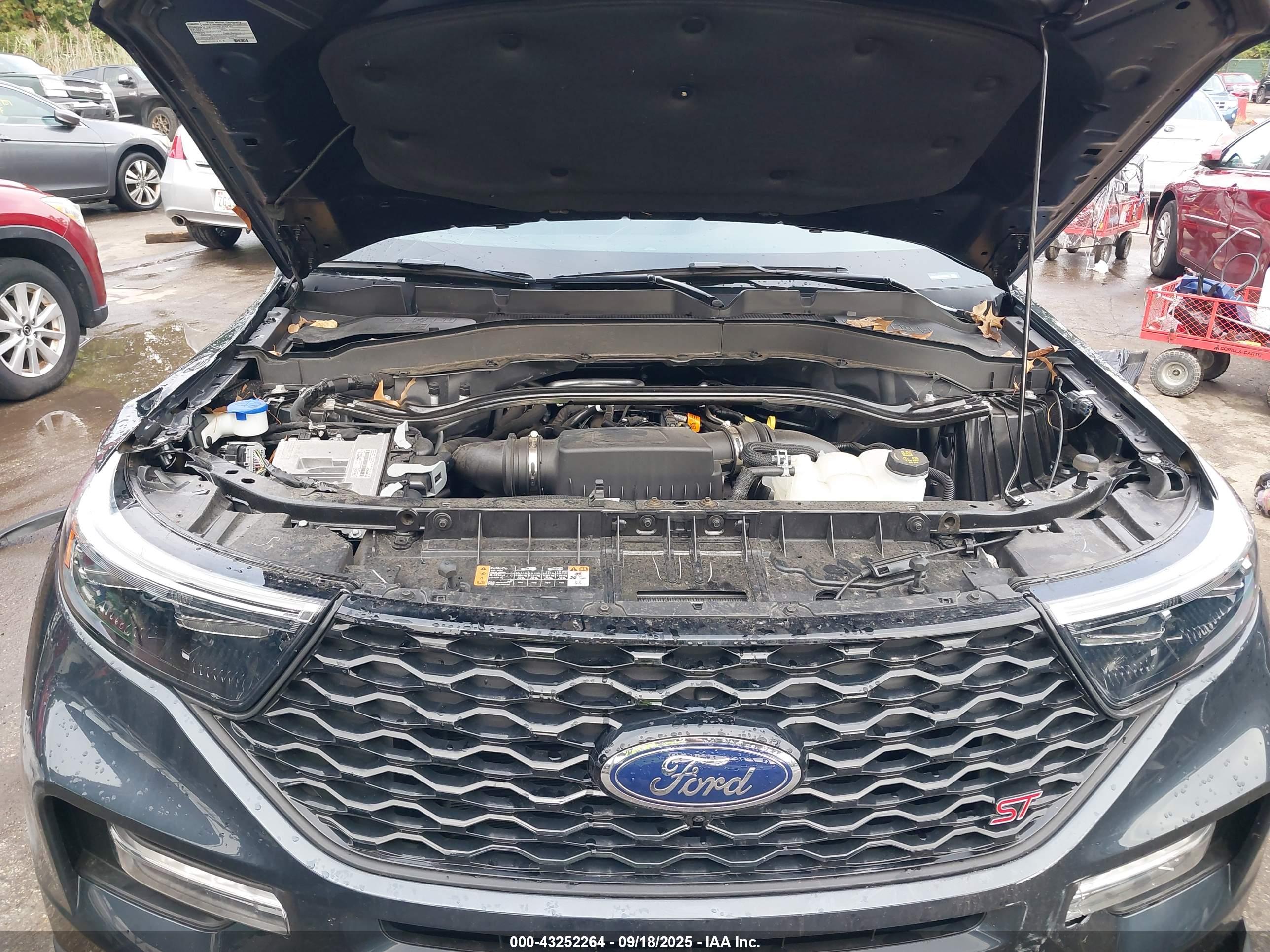FORD EXPLORER image 10