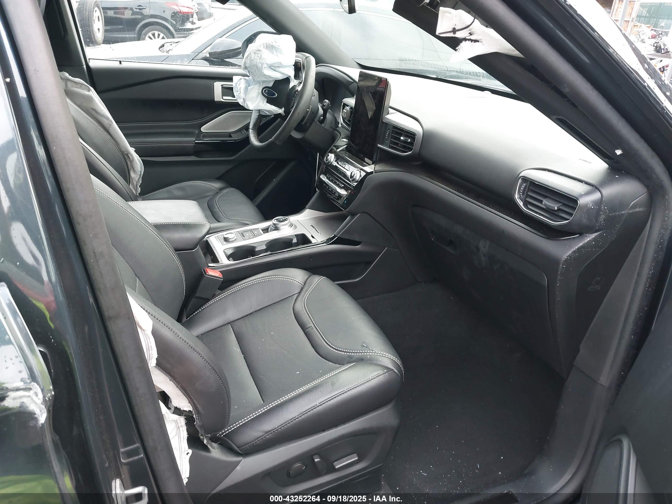 FORD EXPLORER image 5