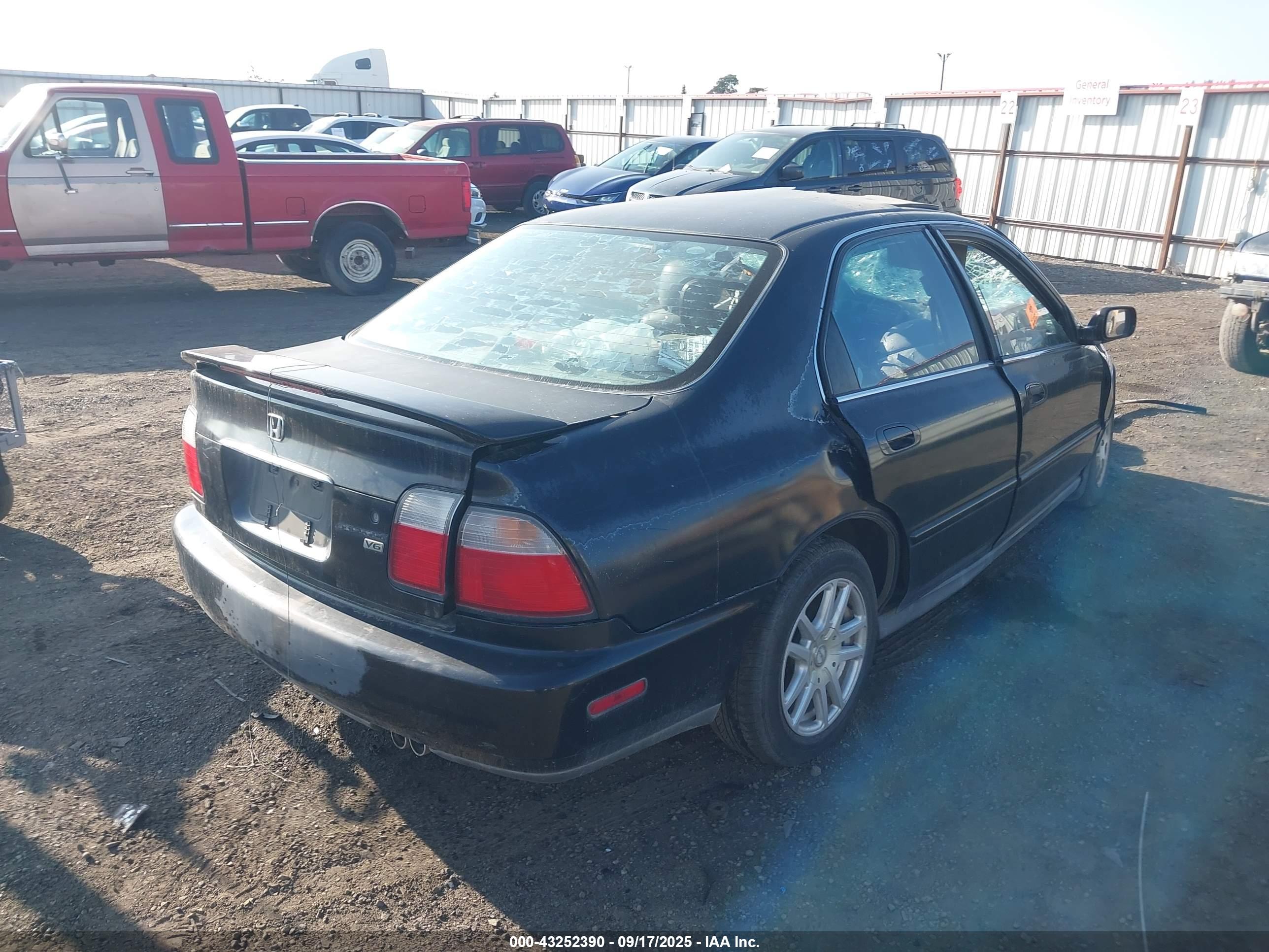 HONDA ACCORD image 4