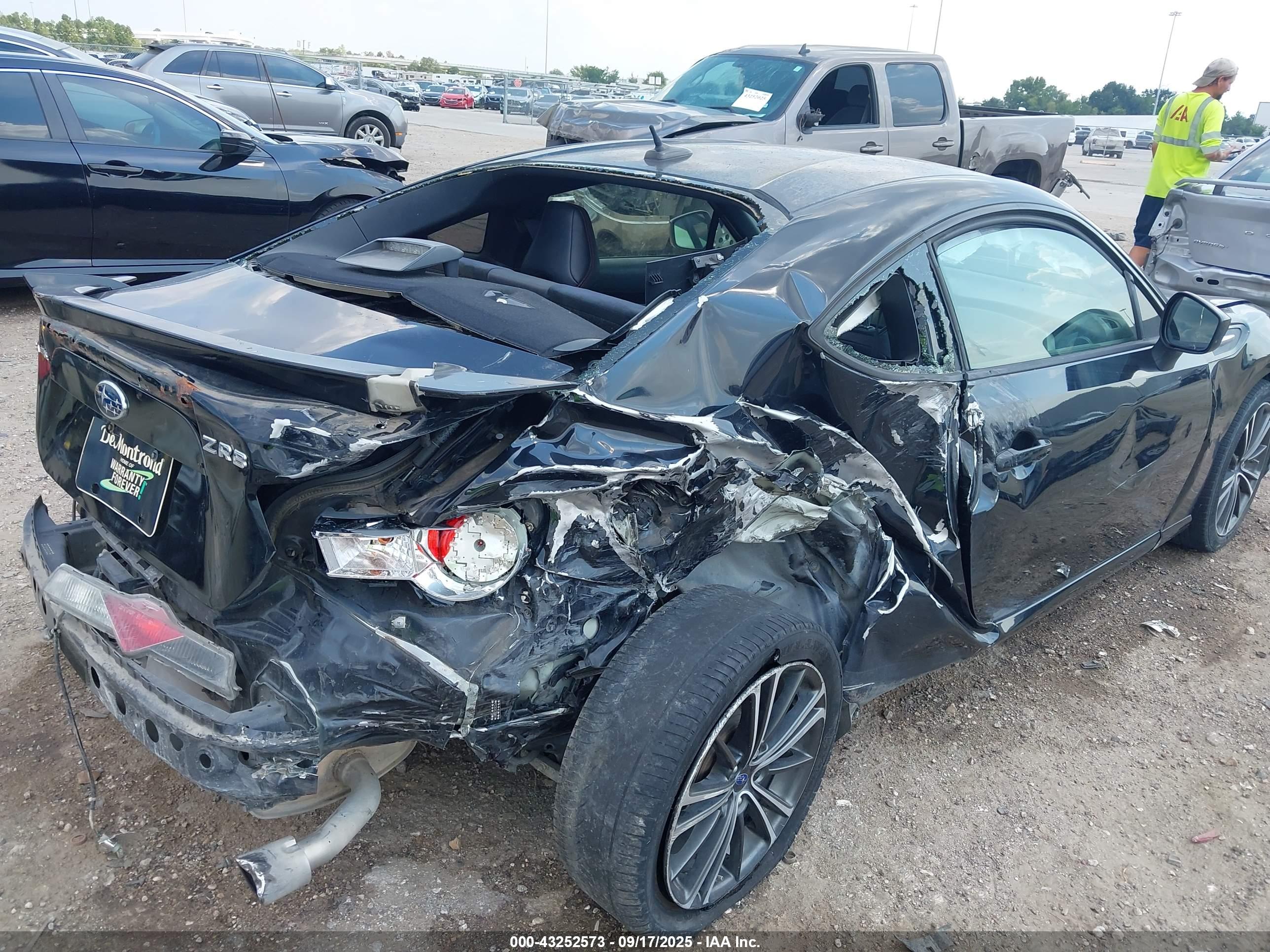 SUBARU BRZ image 6