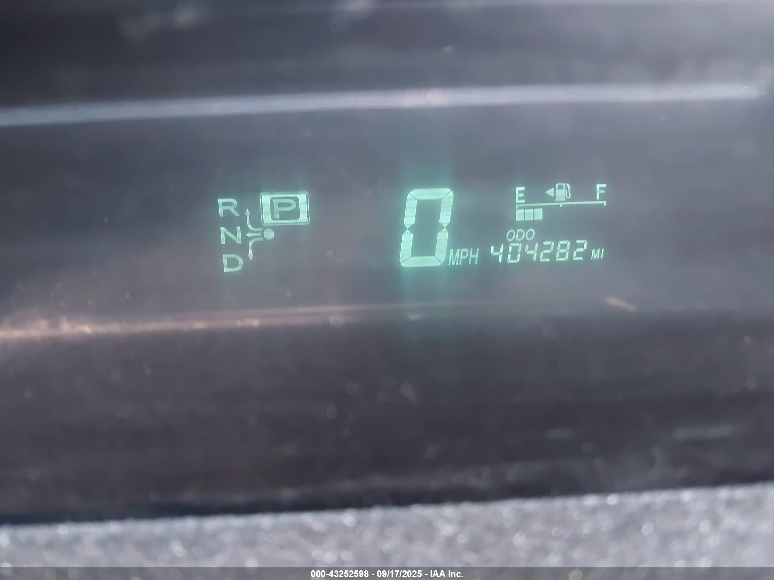 TOYOTA PRIUS image 7