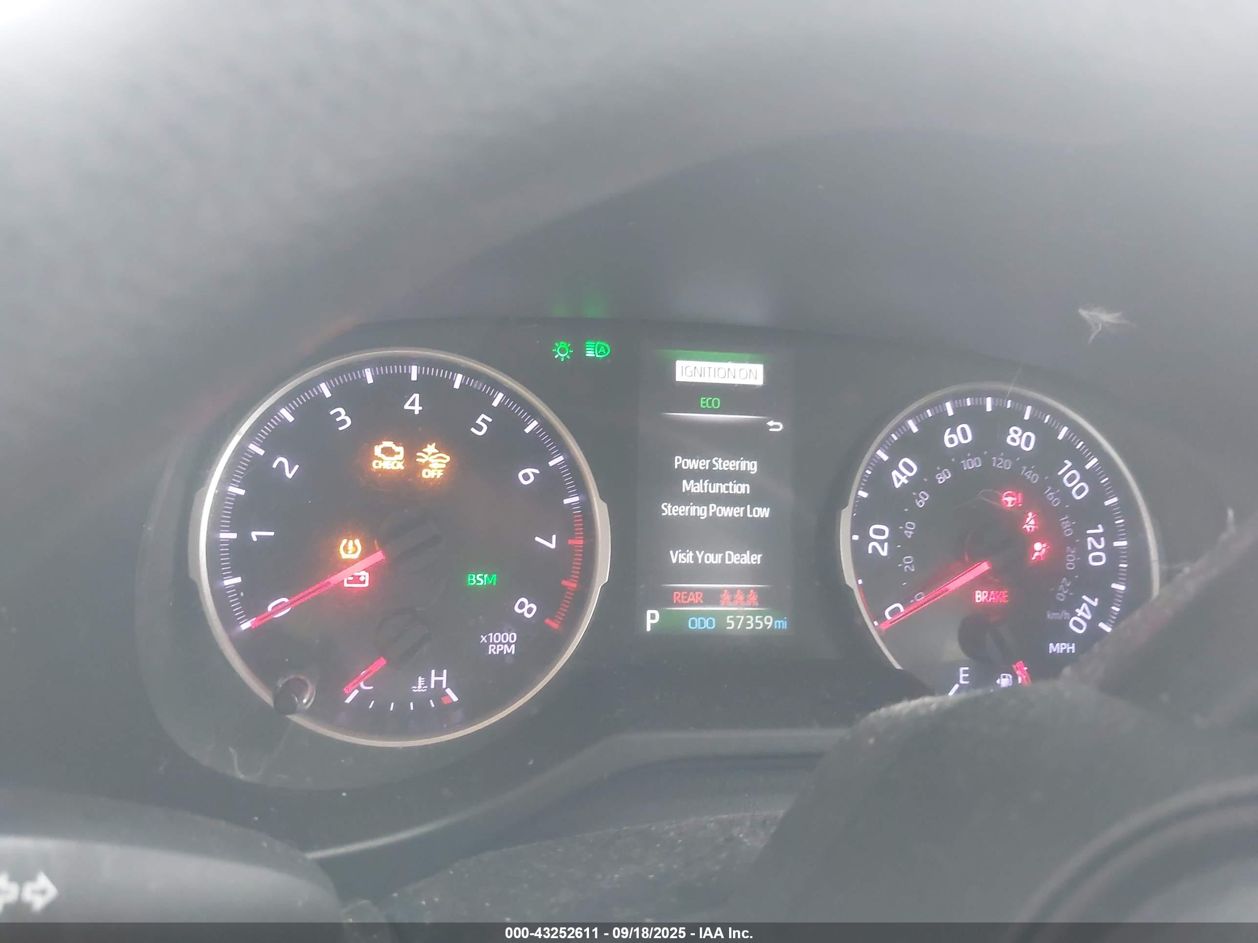 TOYOTA RAV4 image 7
