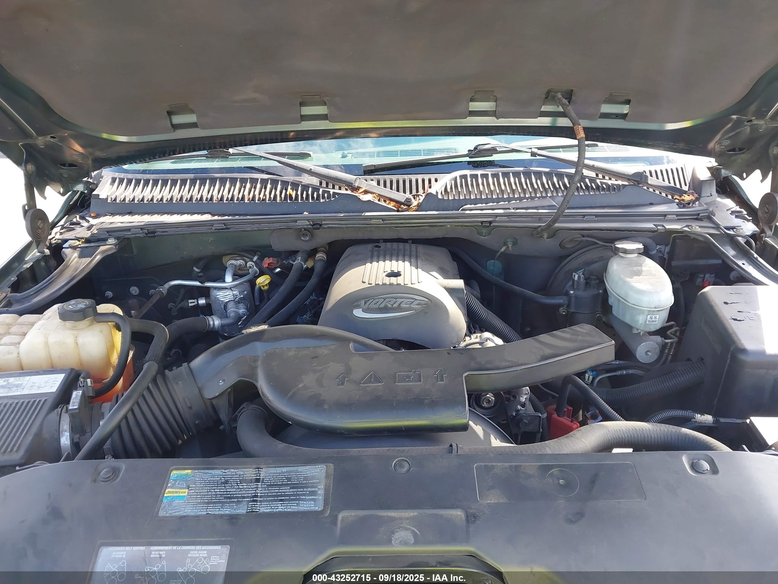 CHEVROLET SUBURBAN image 10