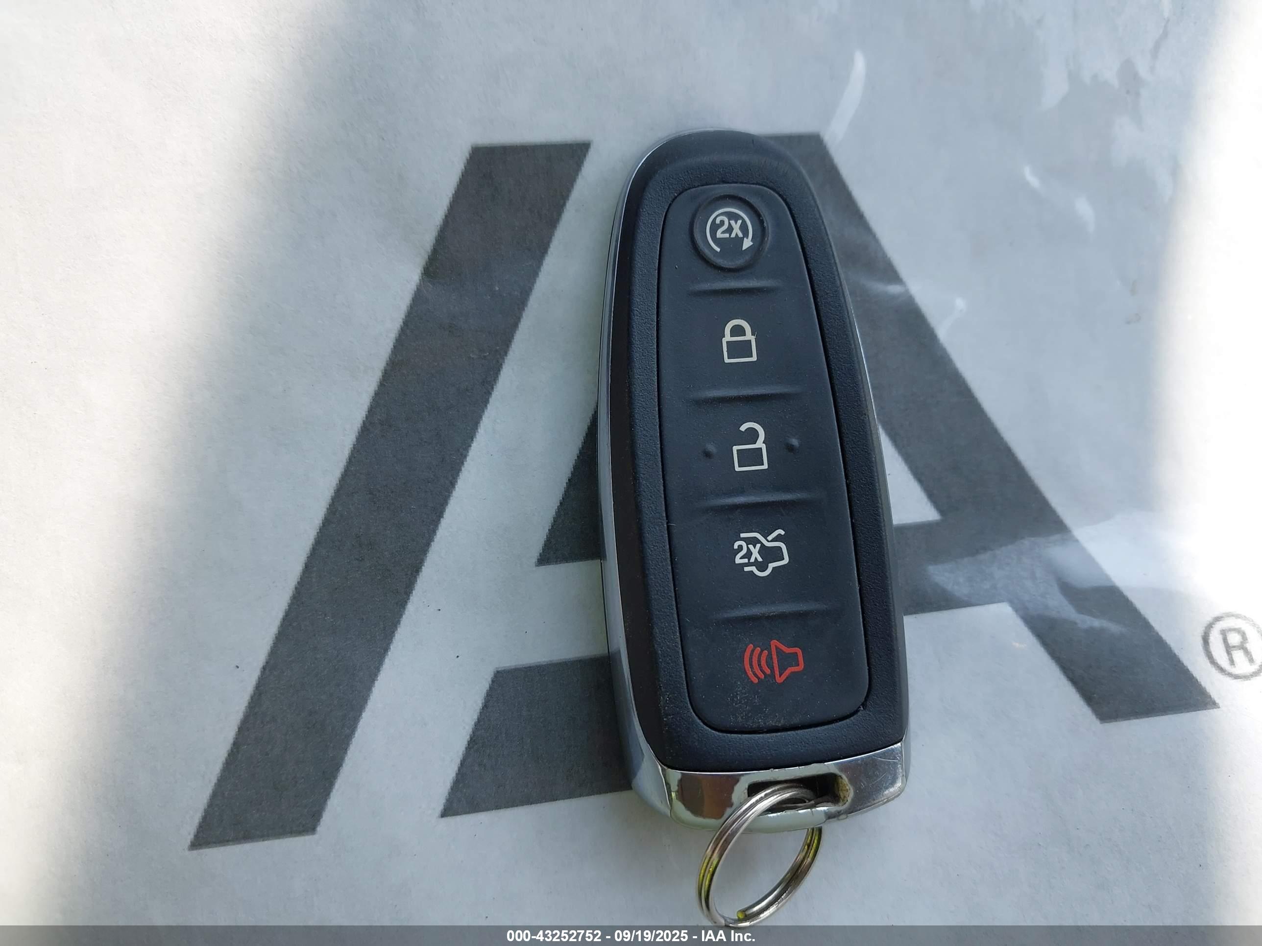 FORD FOCUS image 11