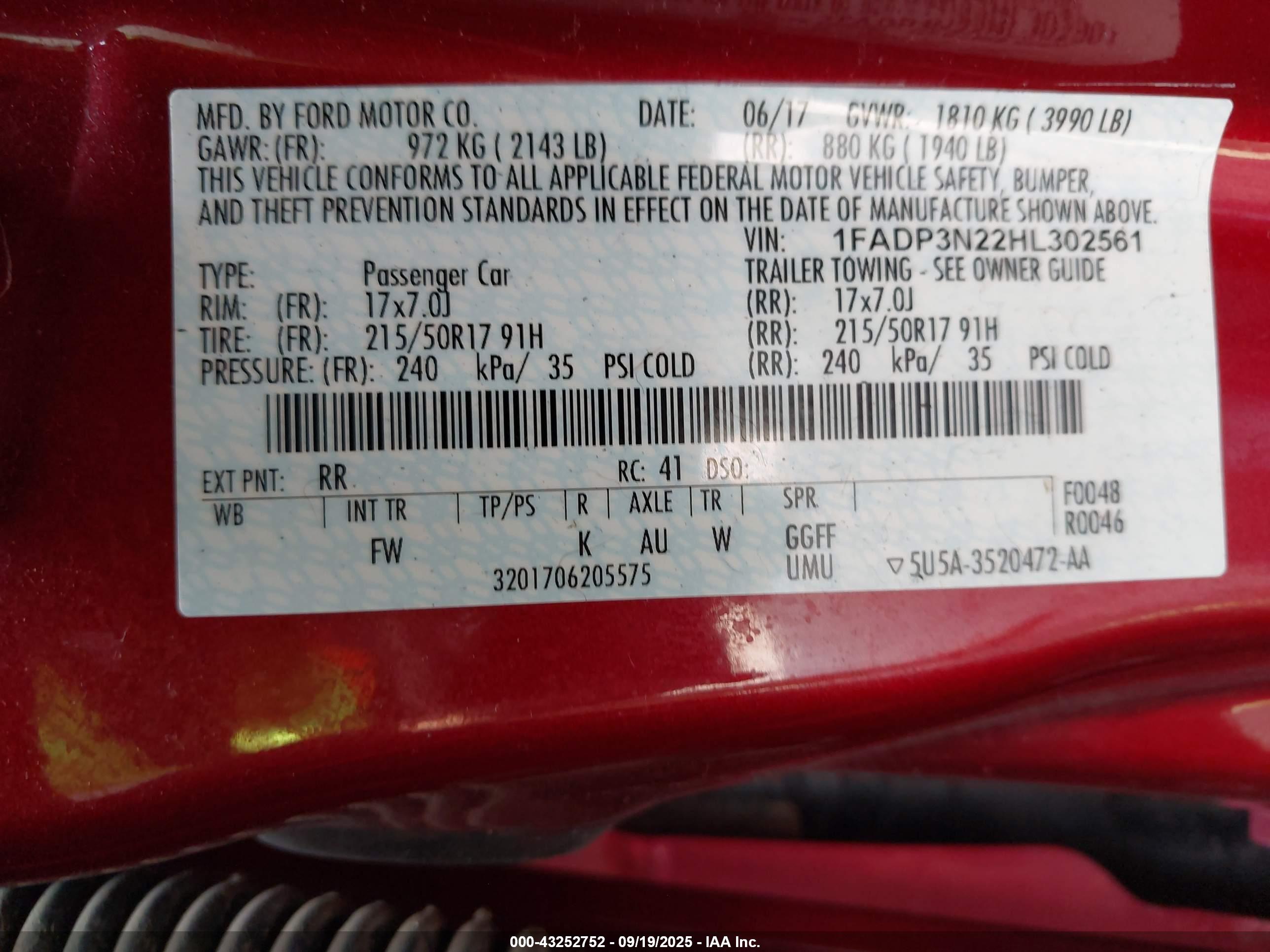 FORD FOCUS image 9