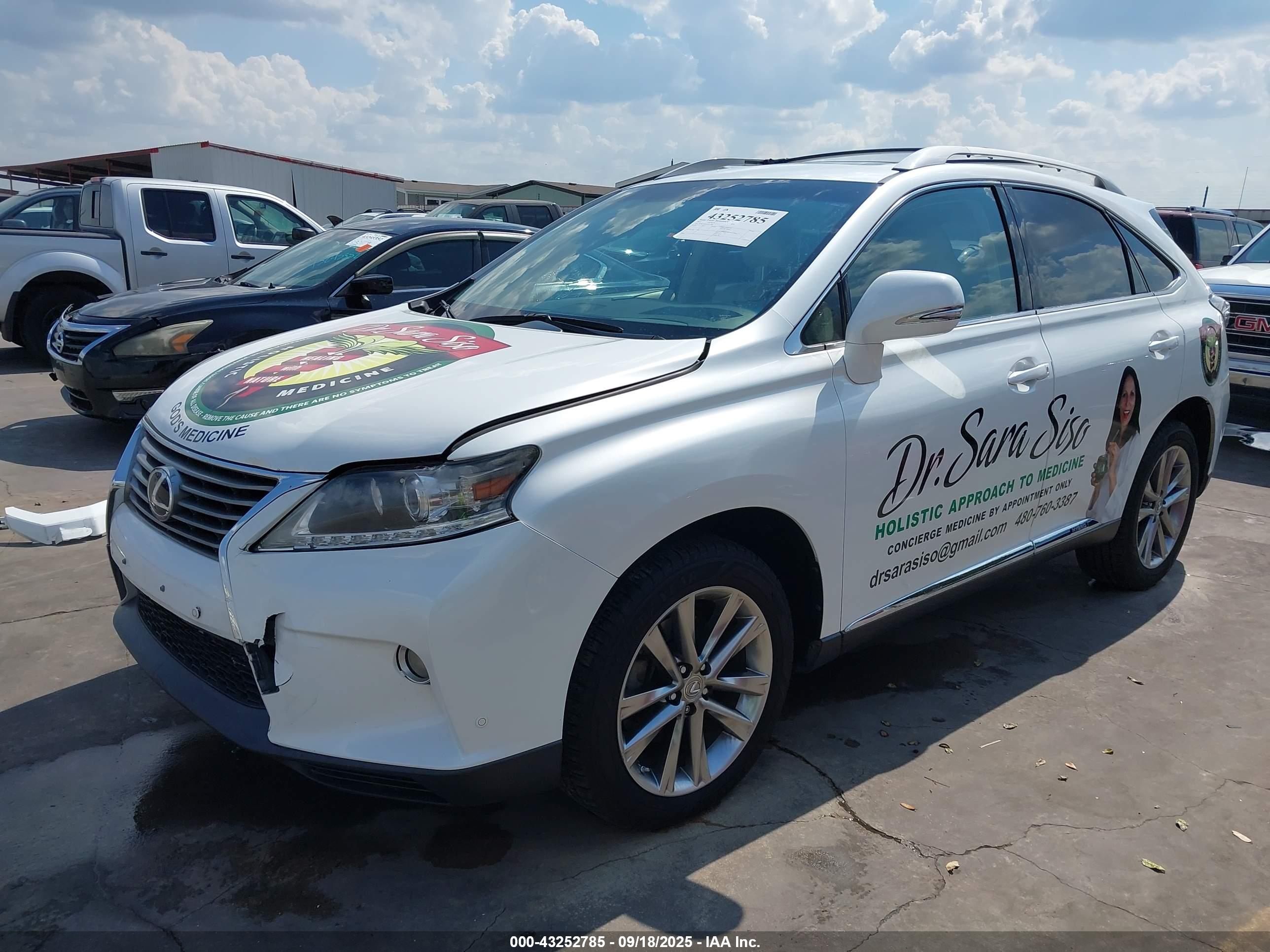 LEXUS RX image 2