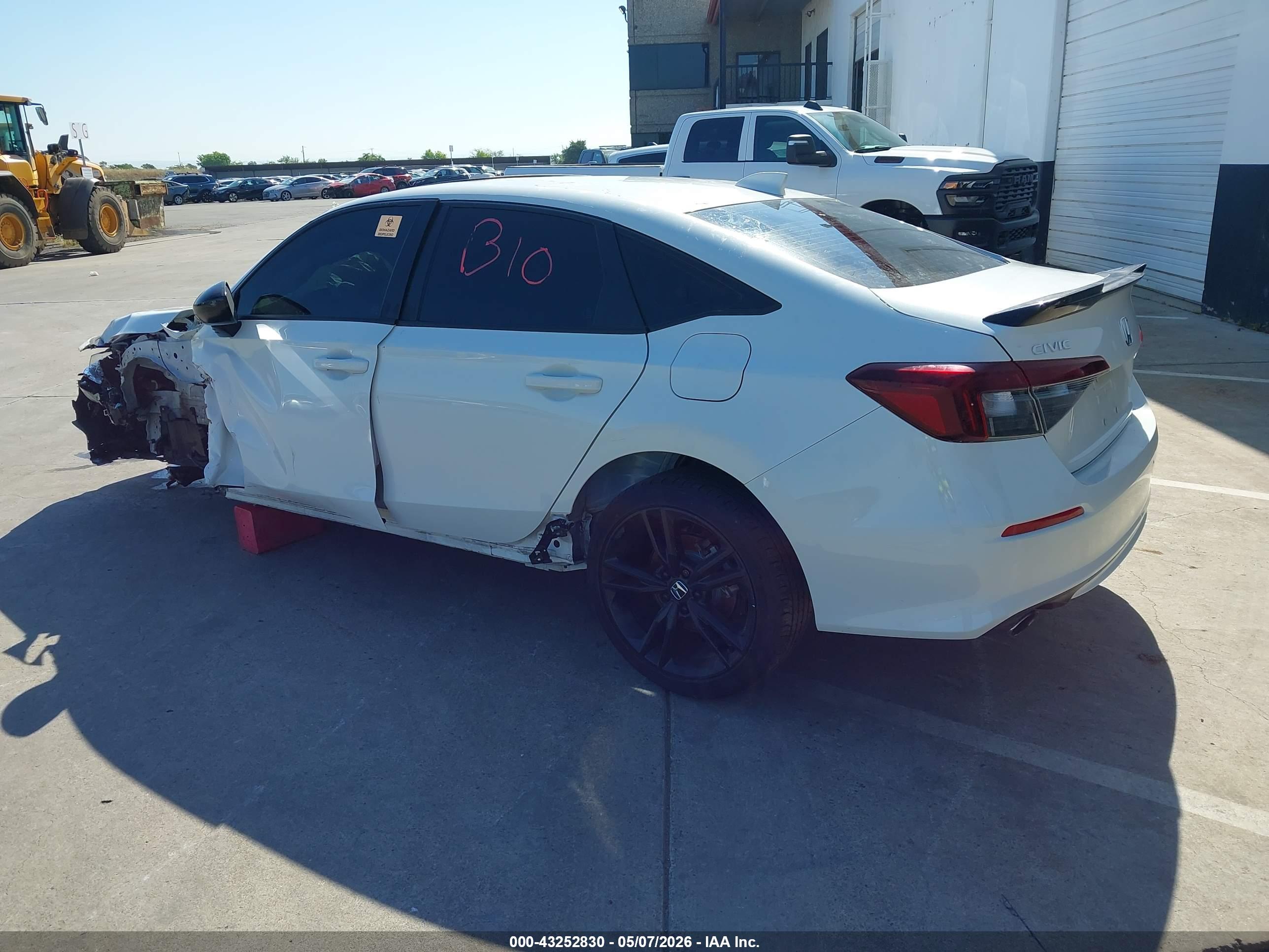 HONDA CIVIC image 3
