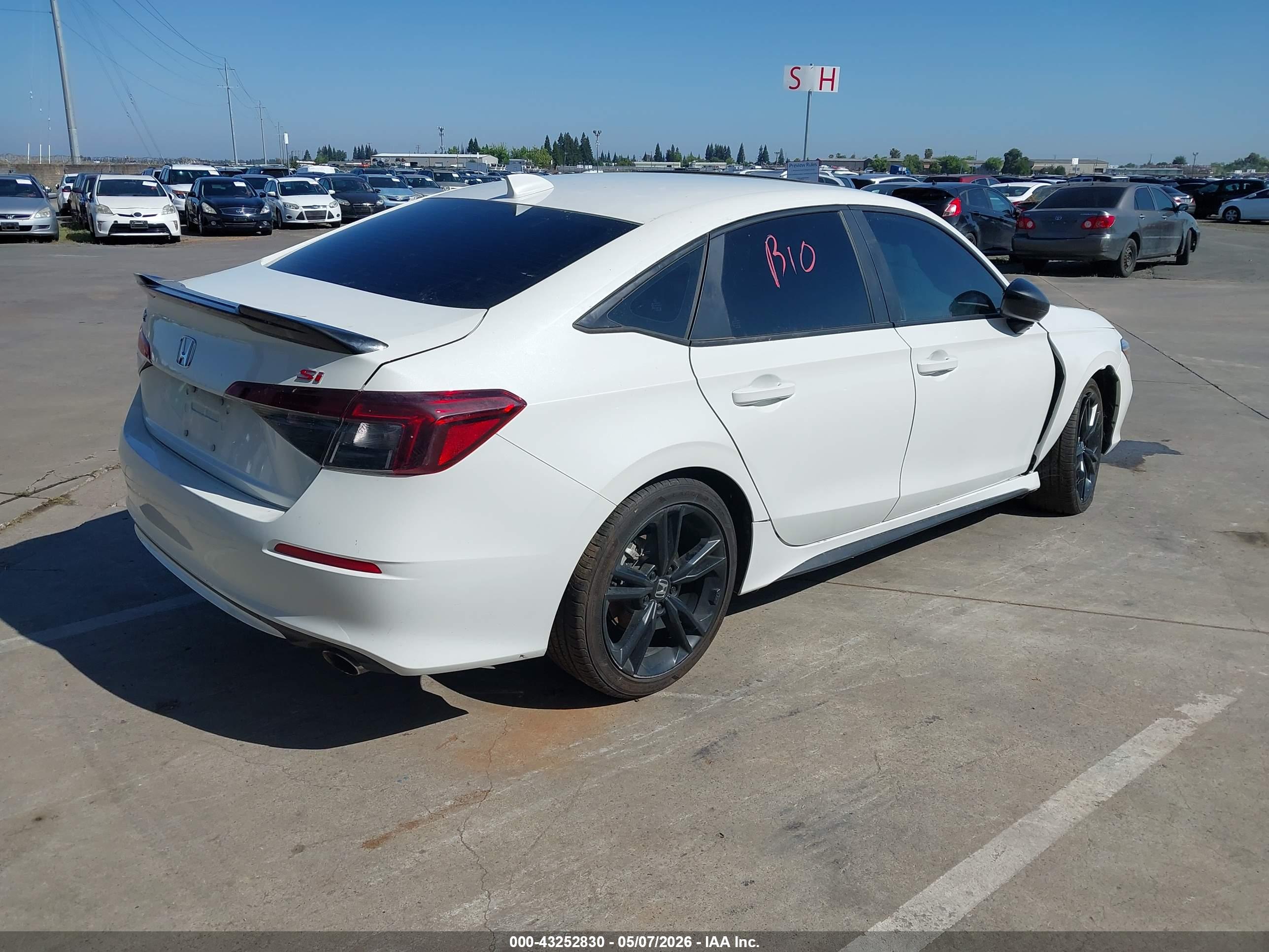 HONDA CIVIC image 4