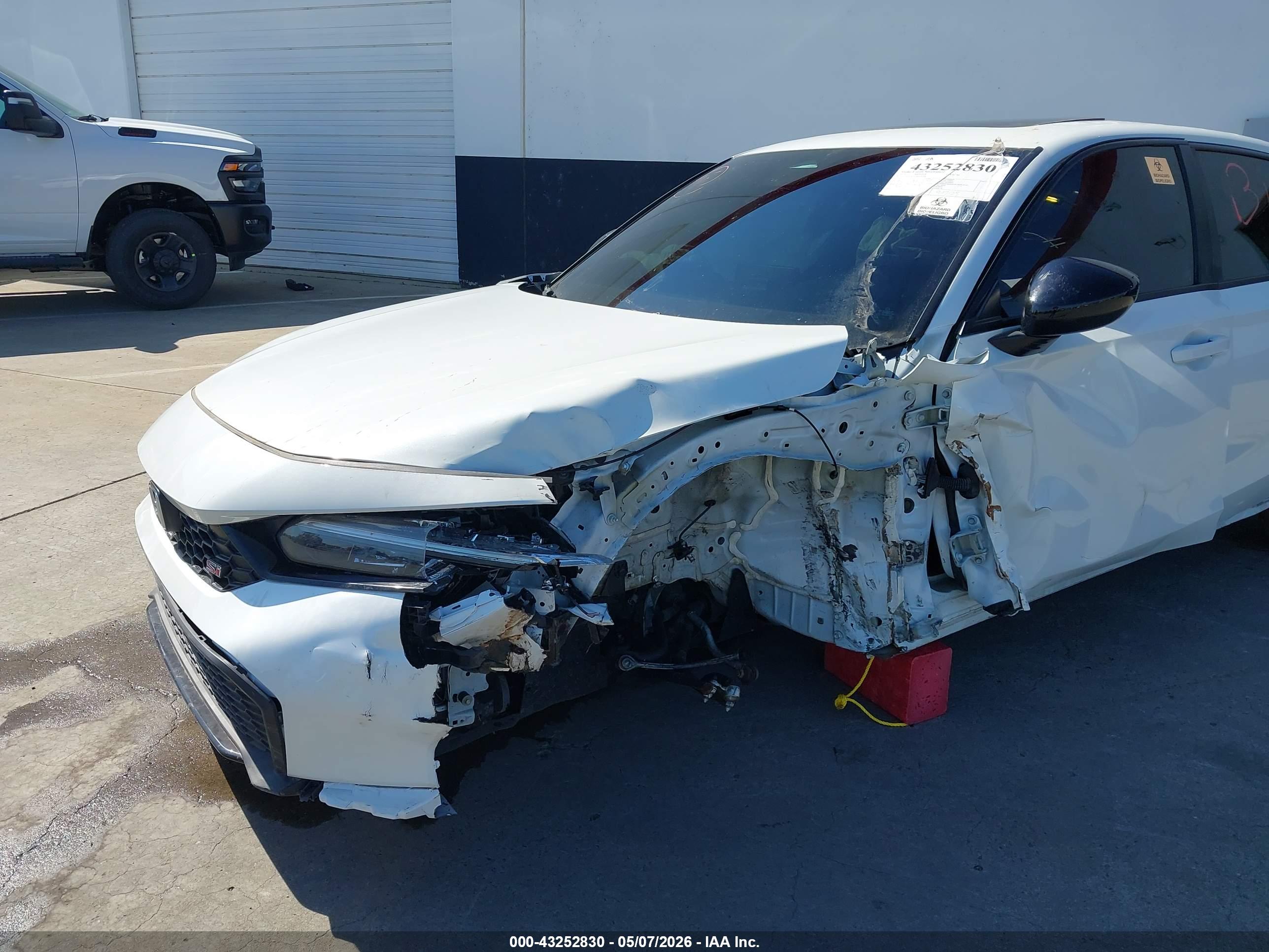HONDA CIVIC image 6