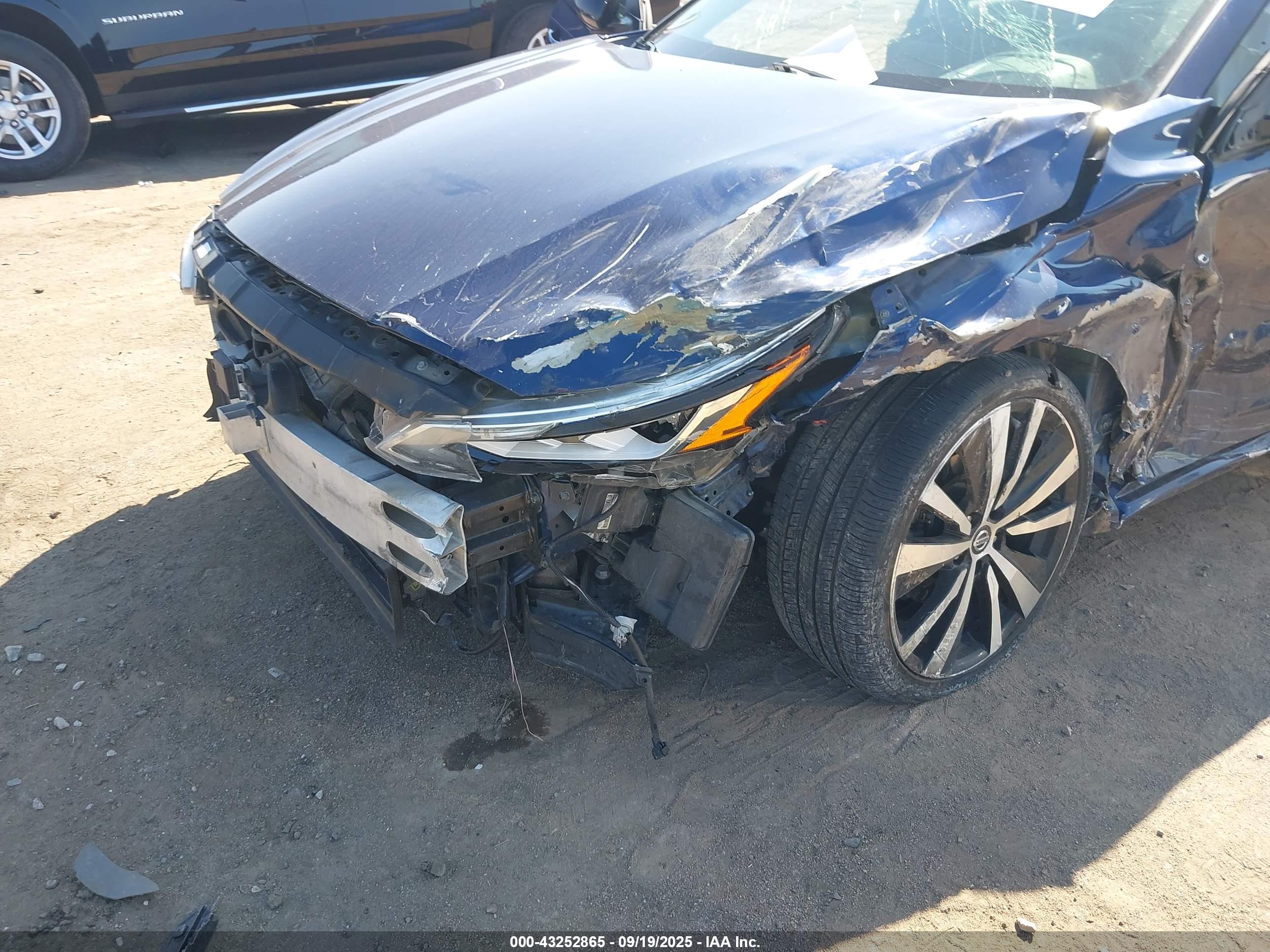 NISSAN ALTIMA image 6