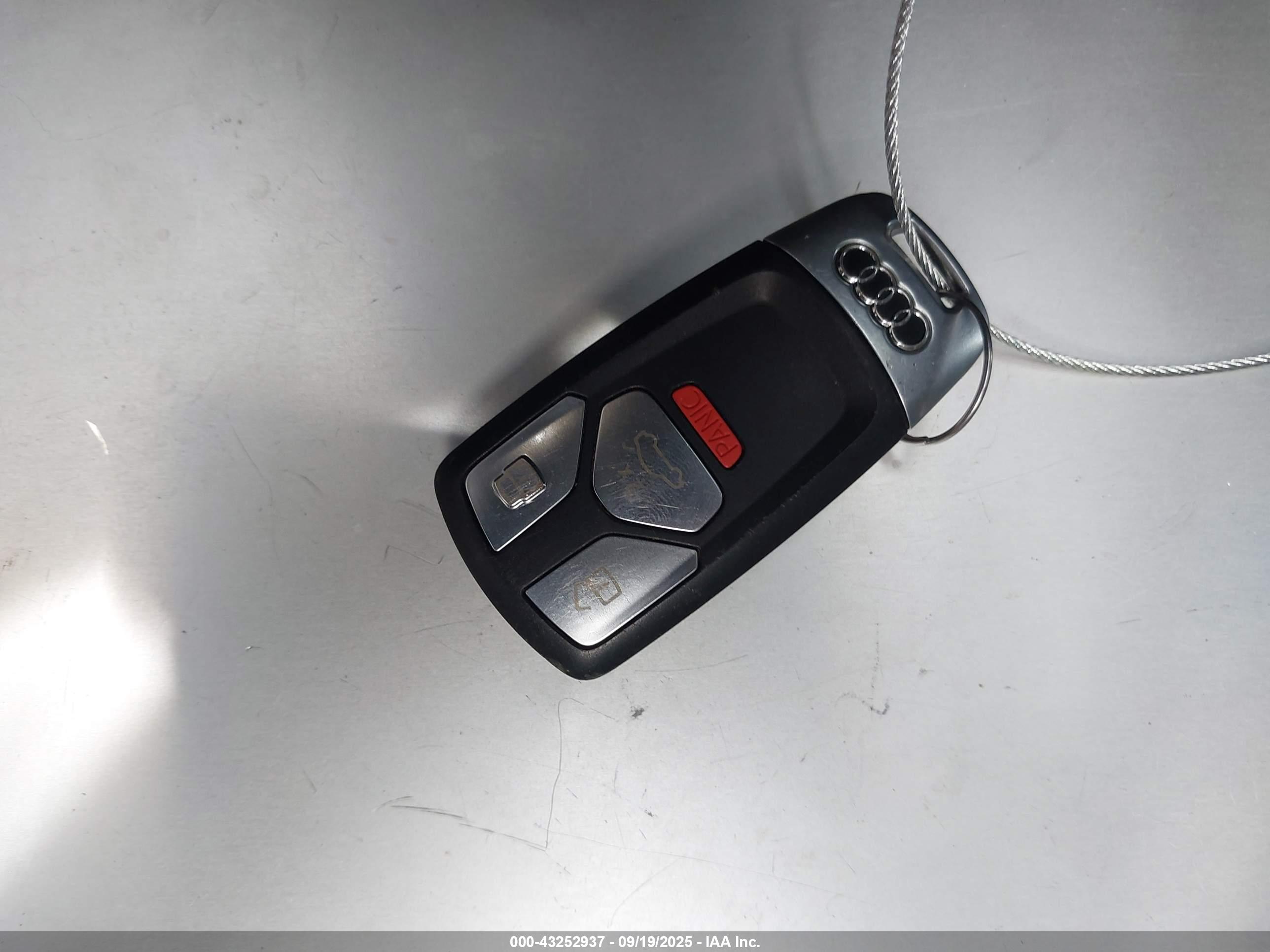 AUDI Q5 image 11