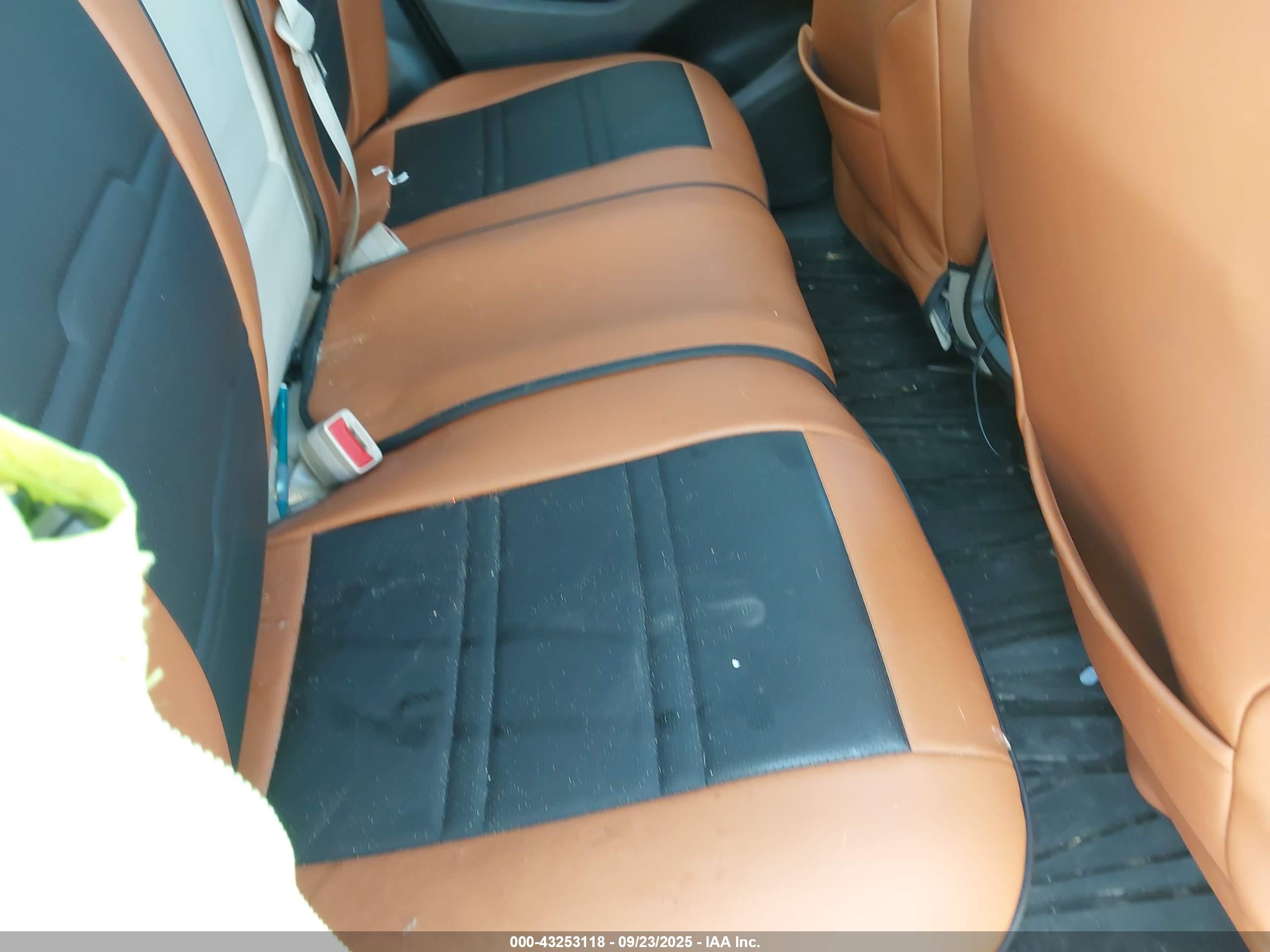 BUICK ENVISION image 8