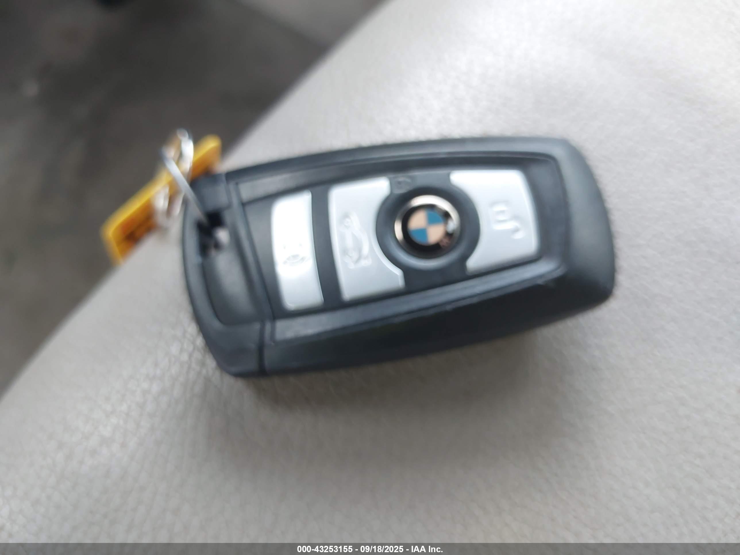 BMW 528I image 11
