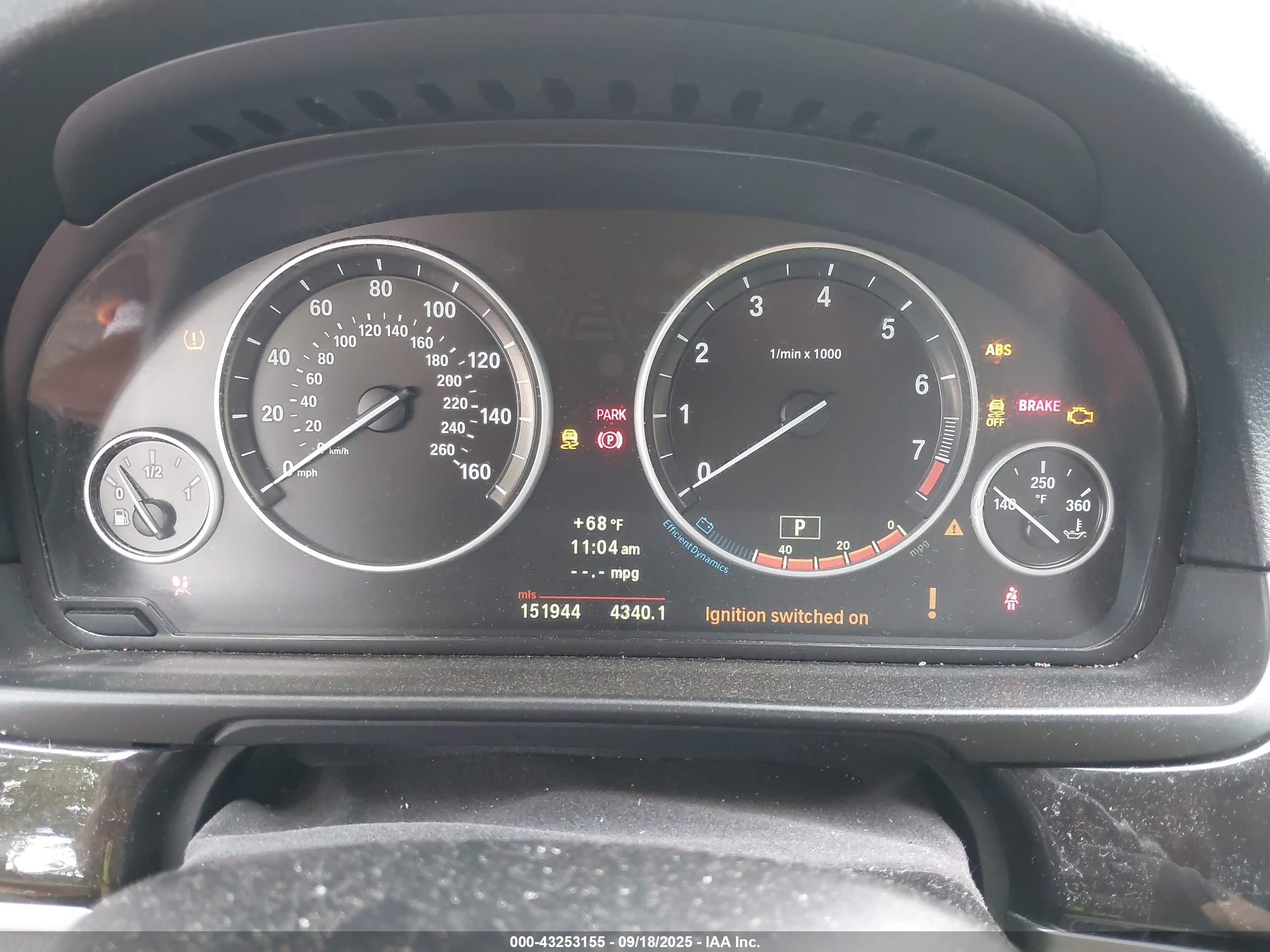 BMW 528I image 7