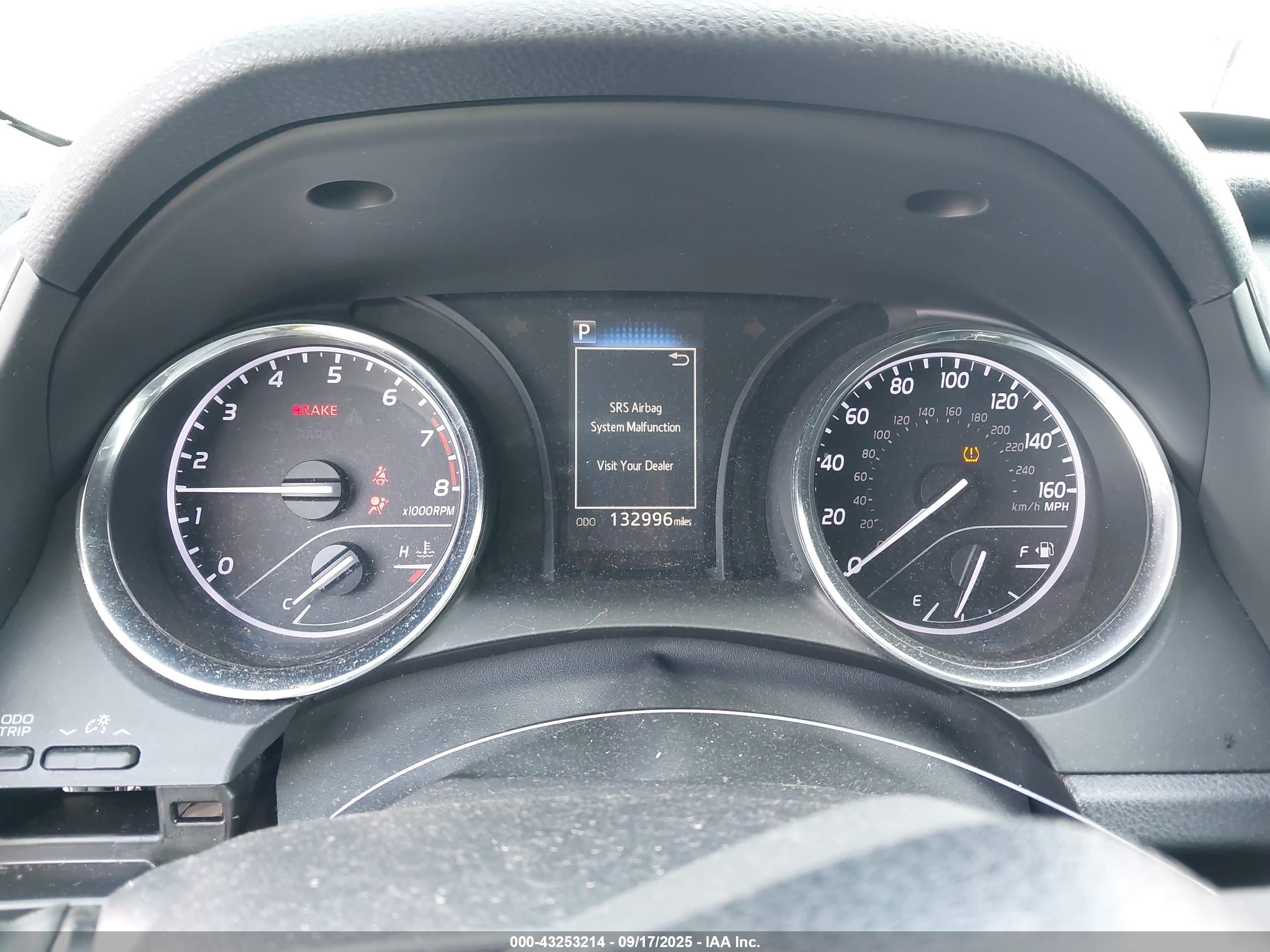 TOYOTA CAMRY image 7