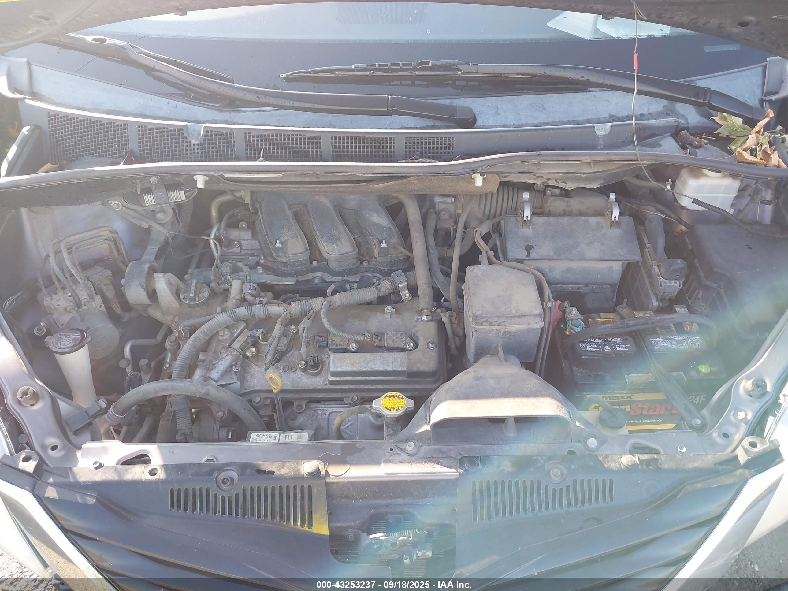 TOYOTA SIENNA image 10