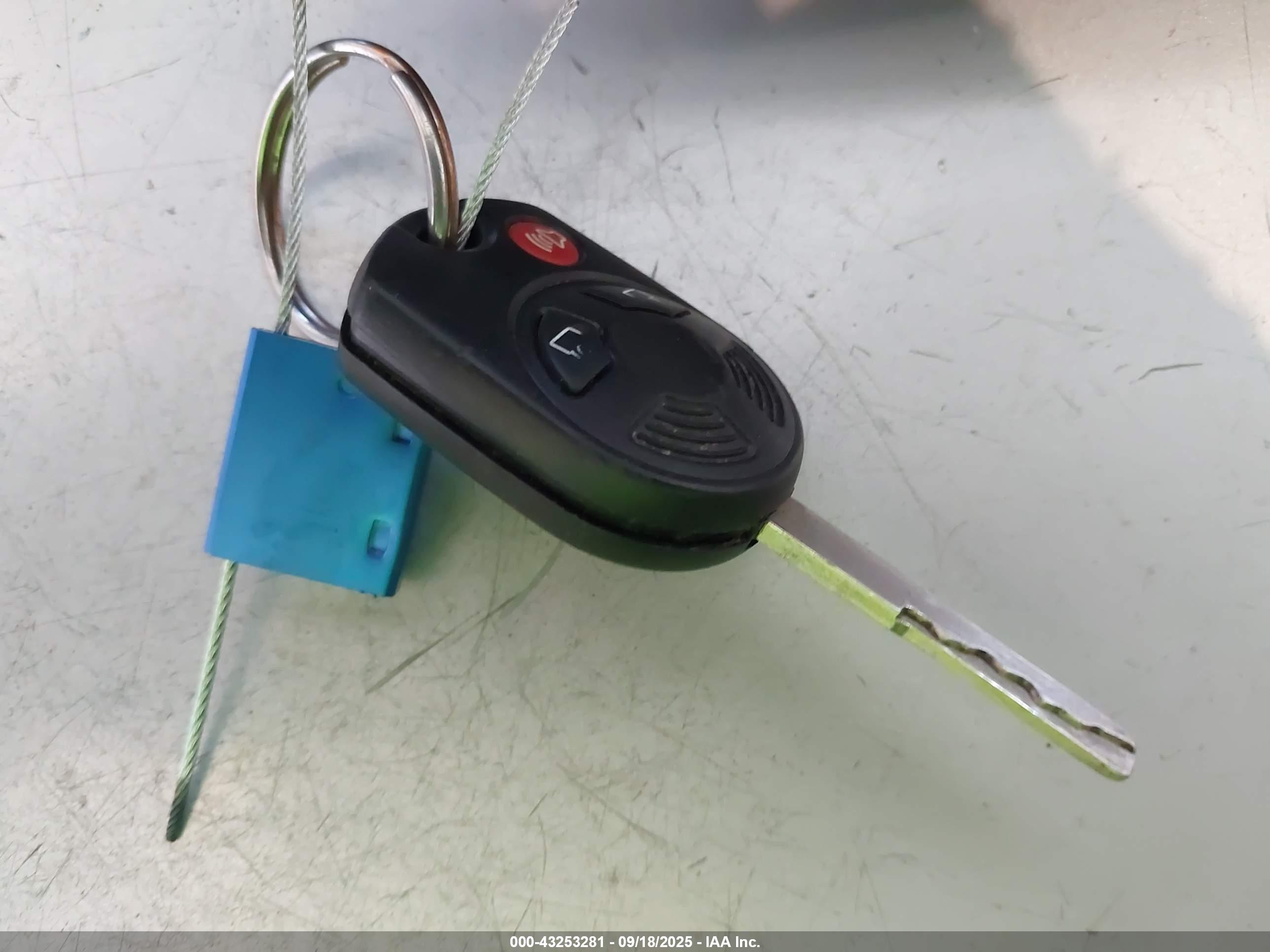 FORD ESCAPE image 11