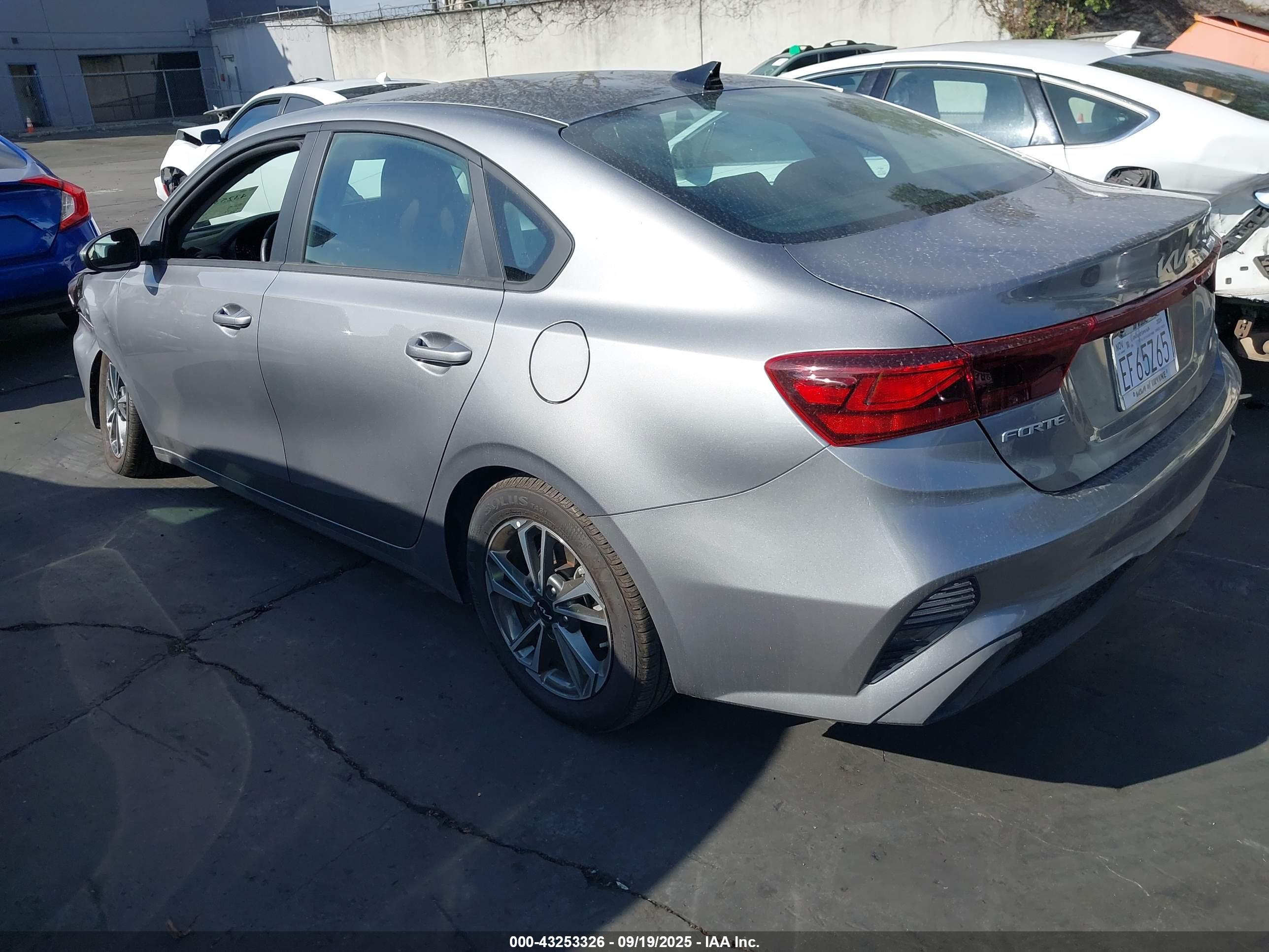 KIA FORTE image 3