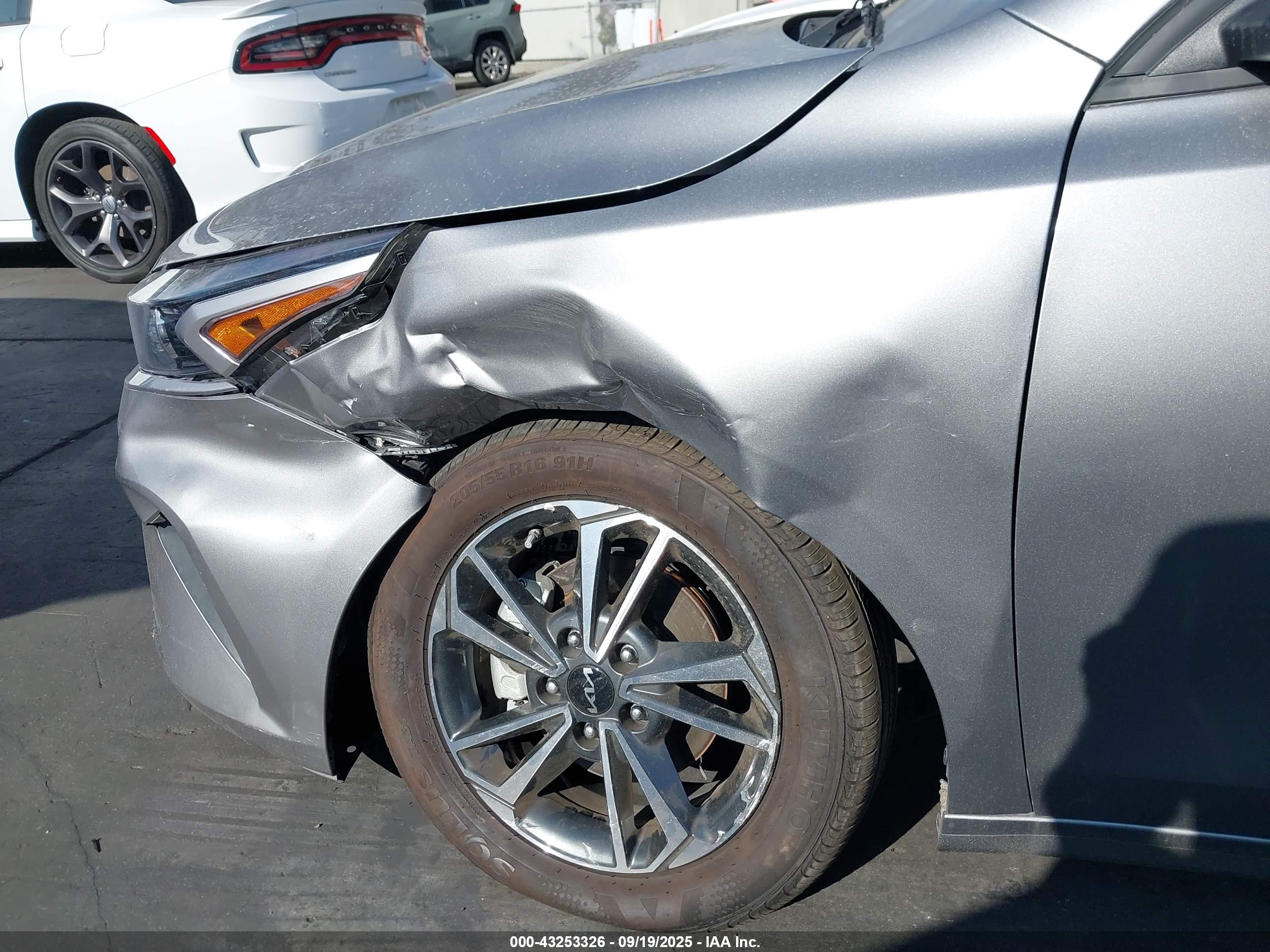 KIA FORTE image 6