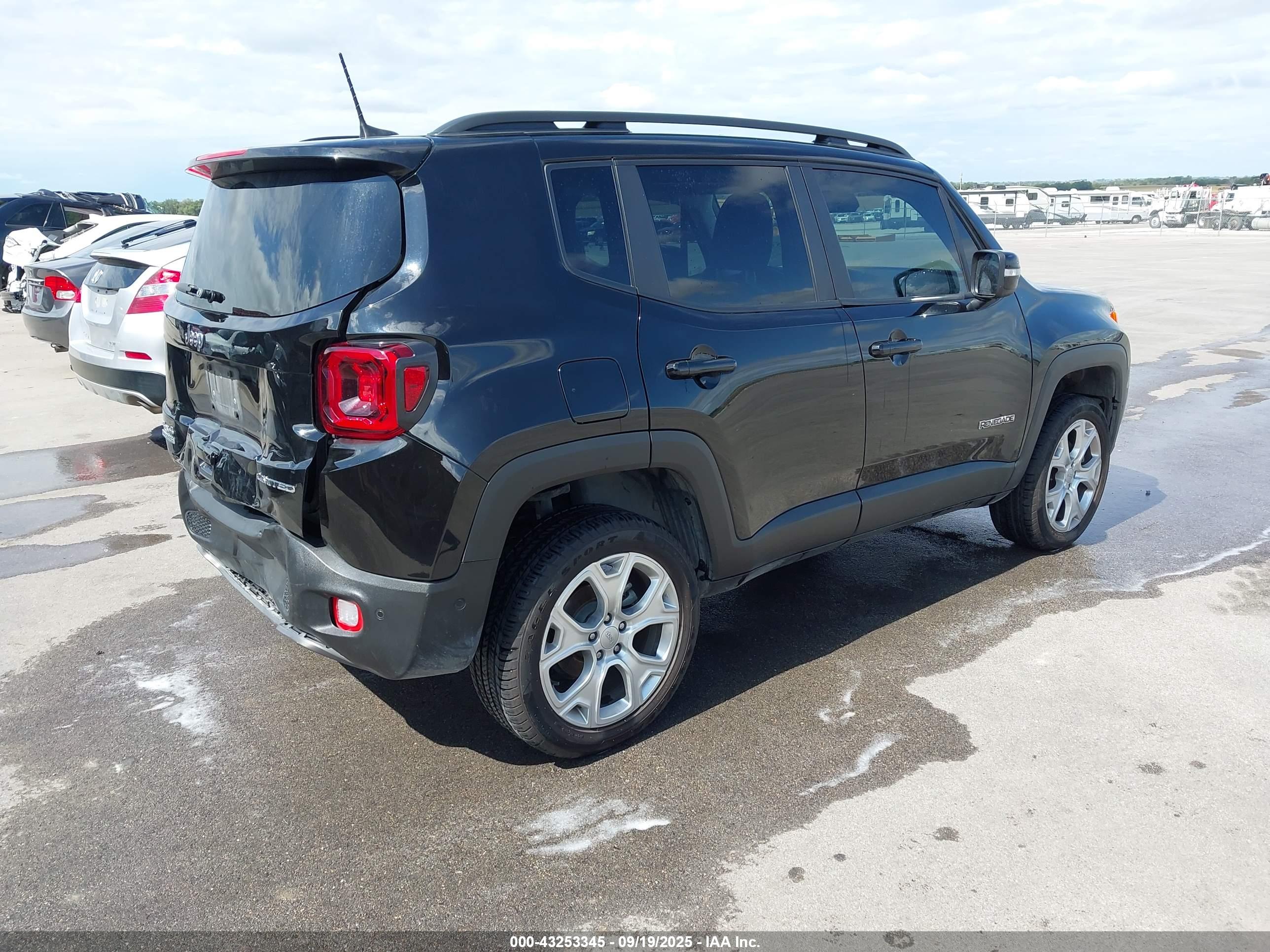 JEEP RENEGADE image 4