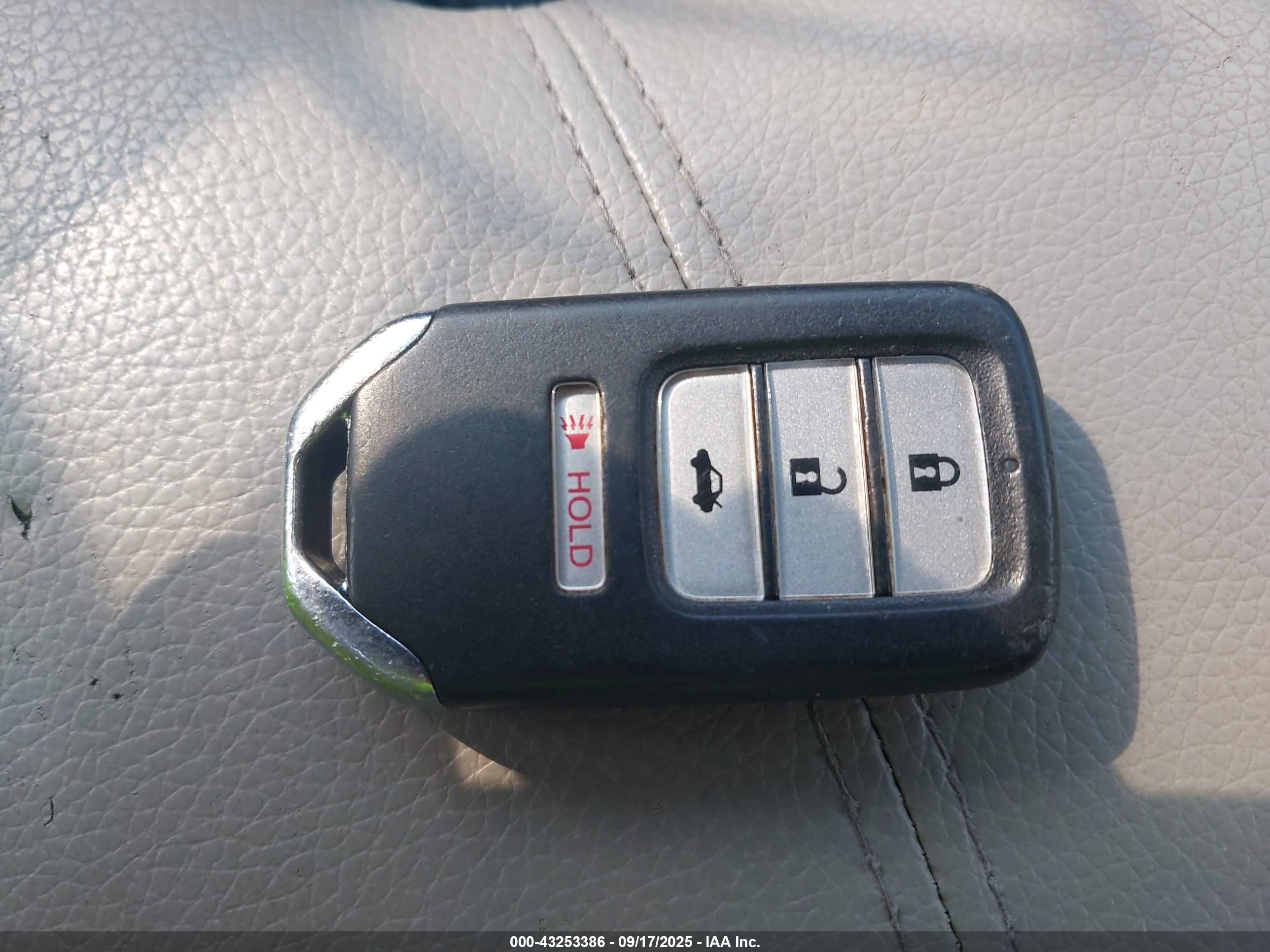 HONDA ACCORD image 11