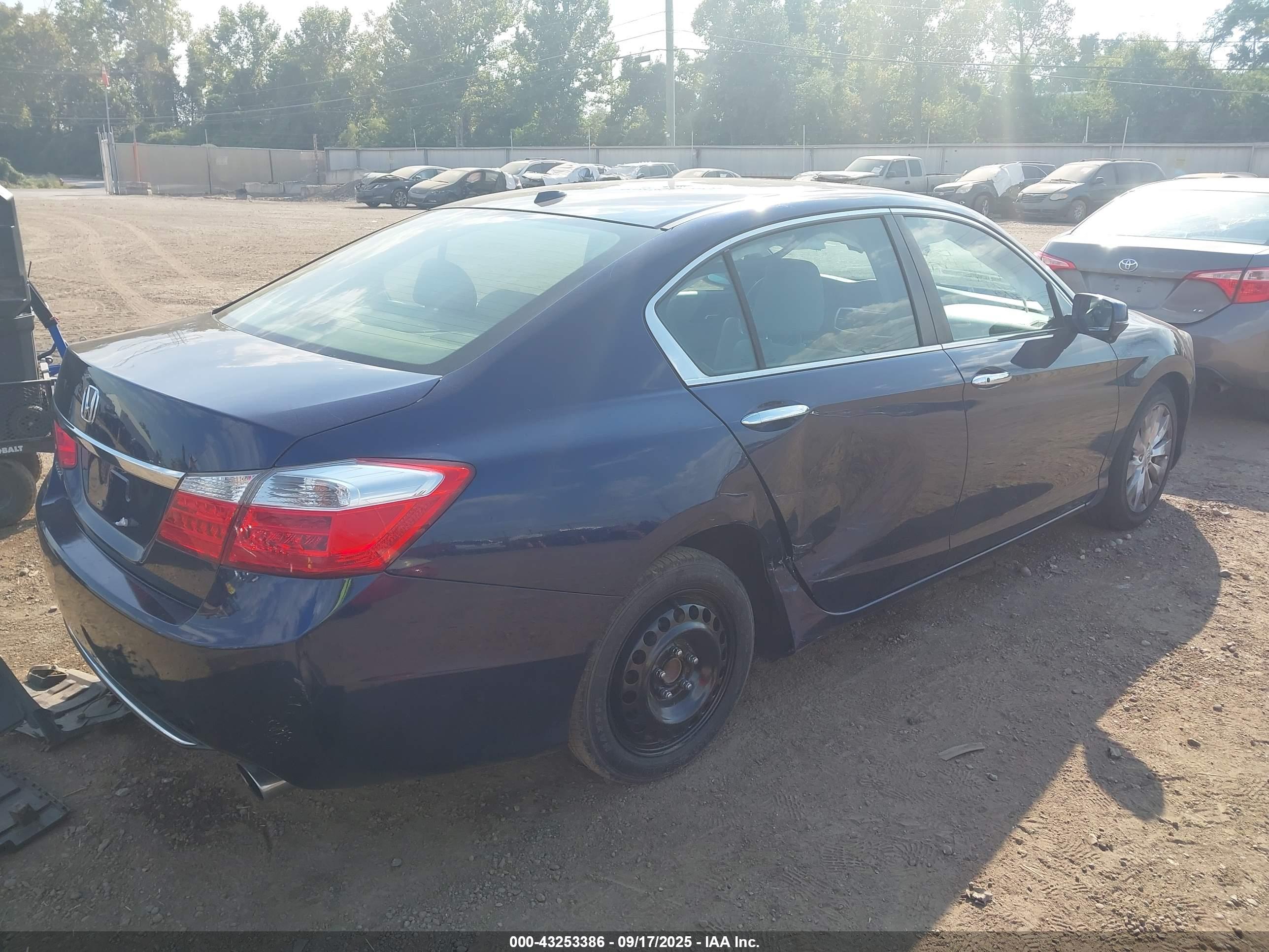HONDA ACCORD image 4