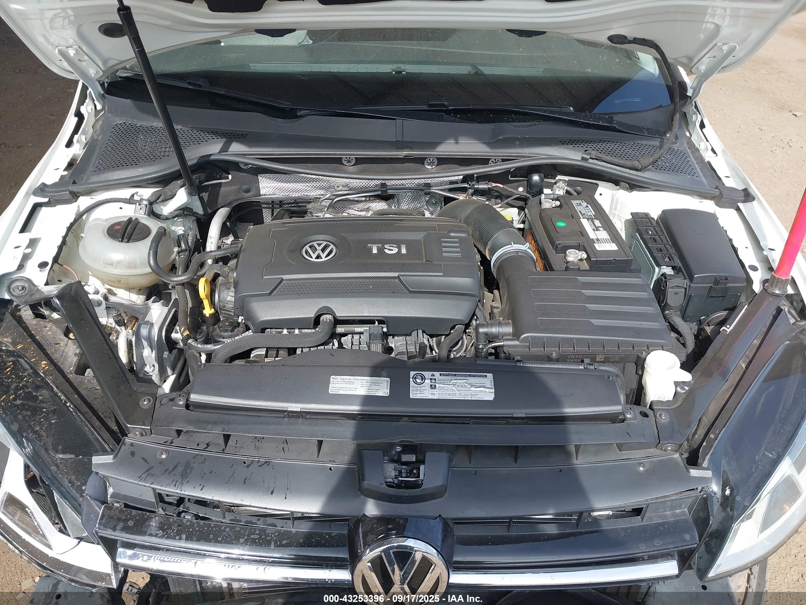 VOLKSWAGEN GOLF image 10