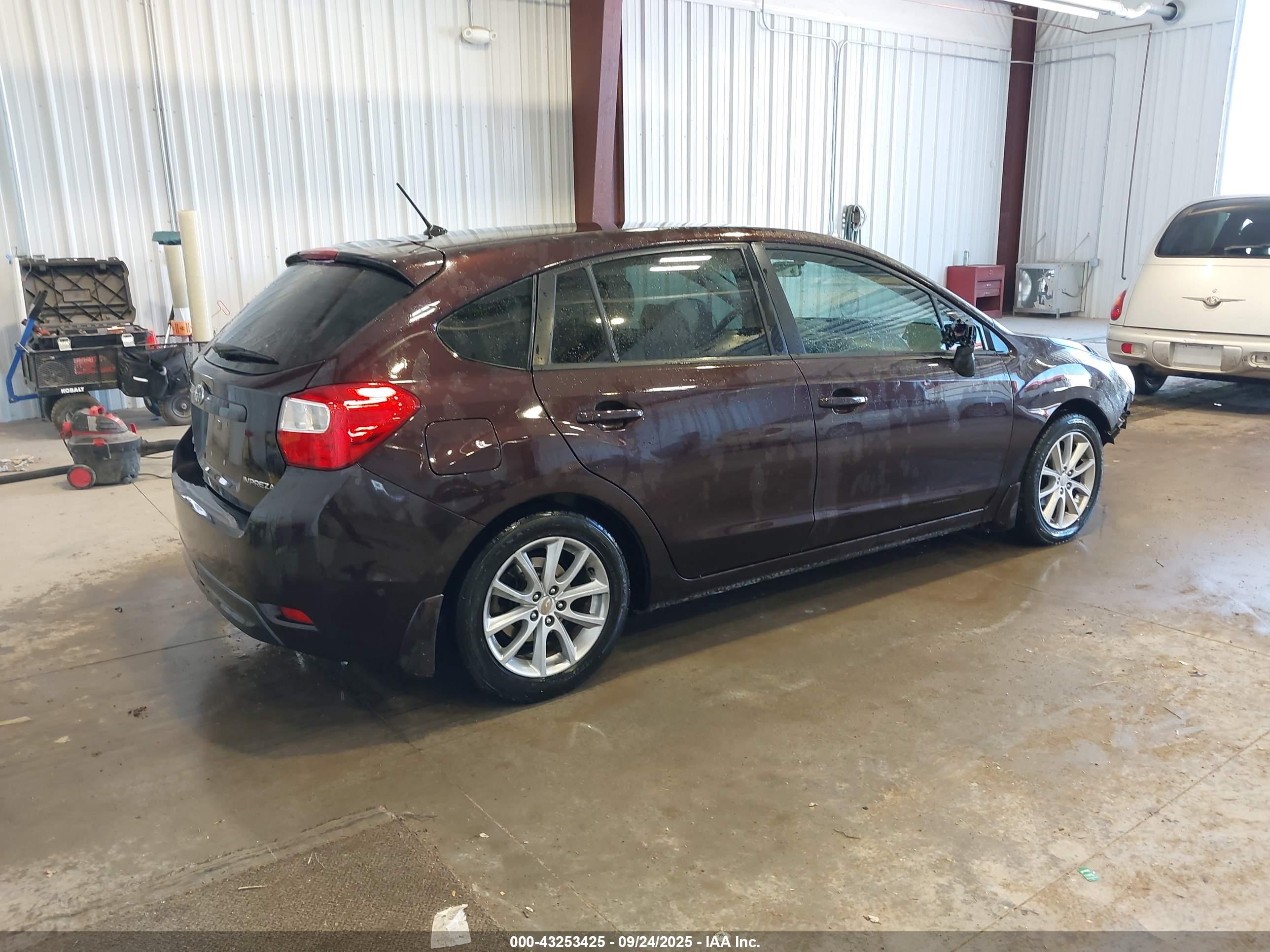 SUBARU IMPREZA image 4