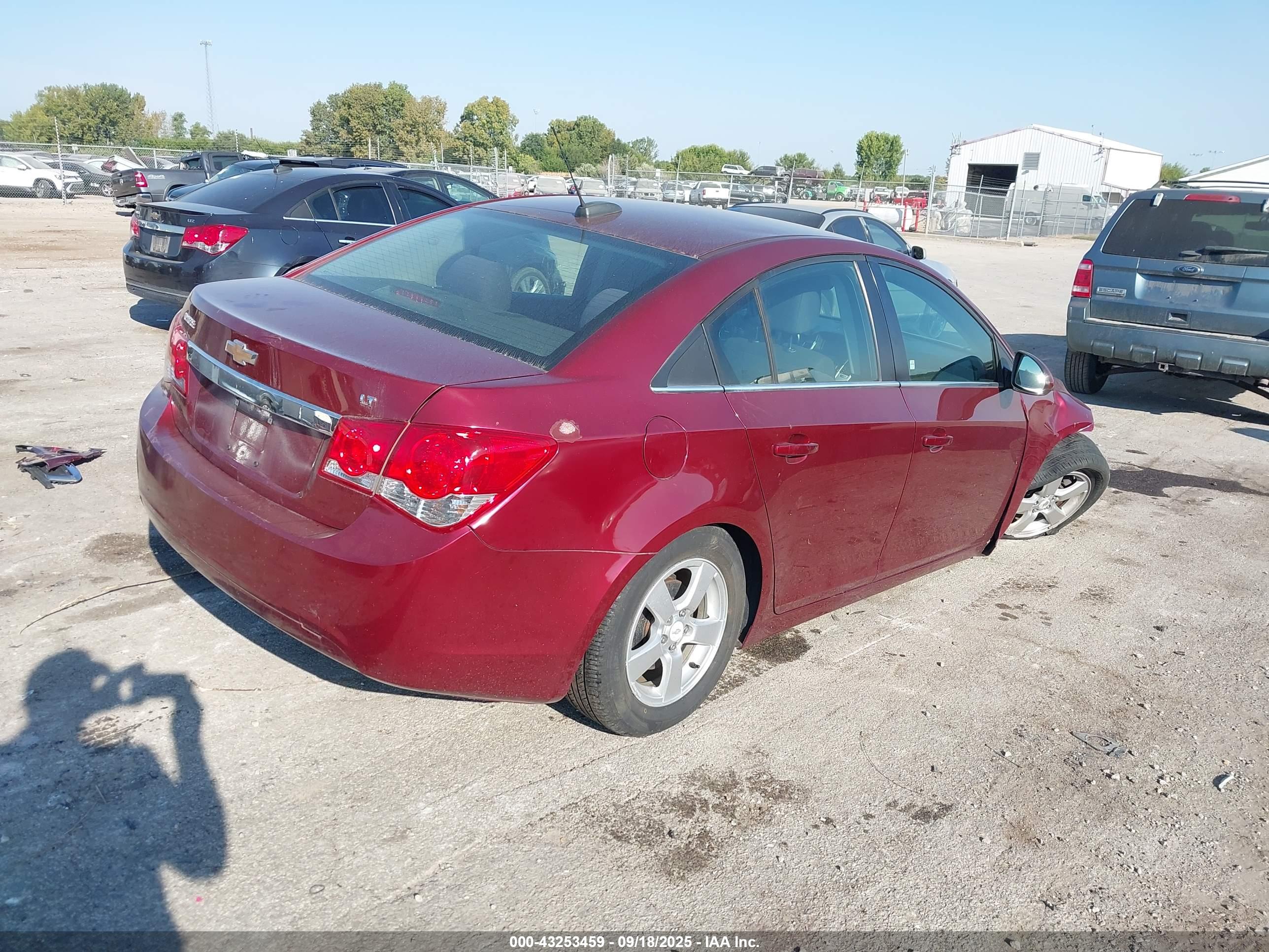 CHEVROLET CRUZE image 4
