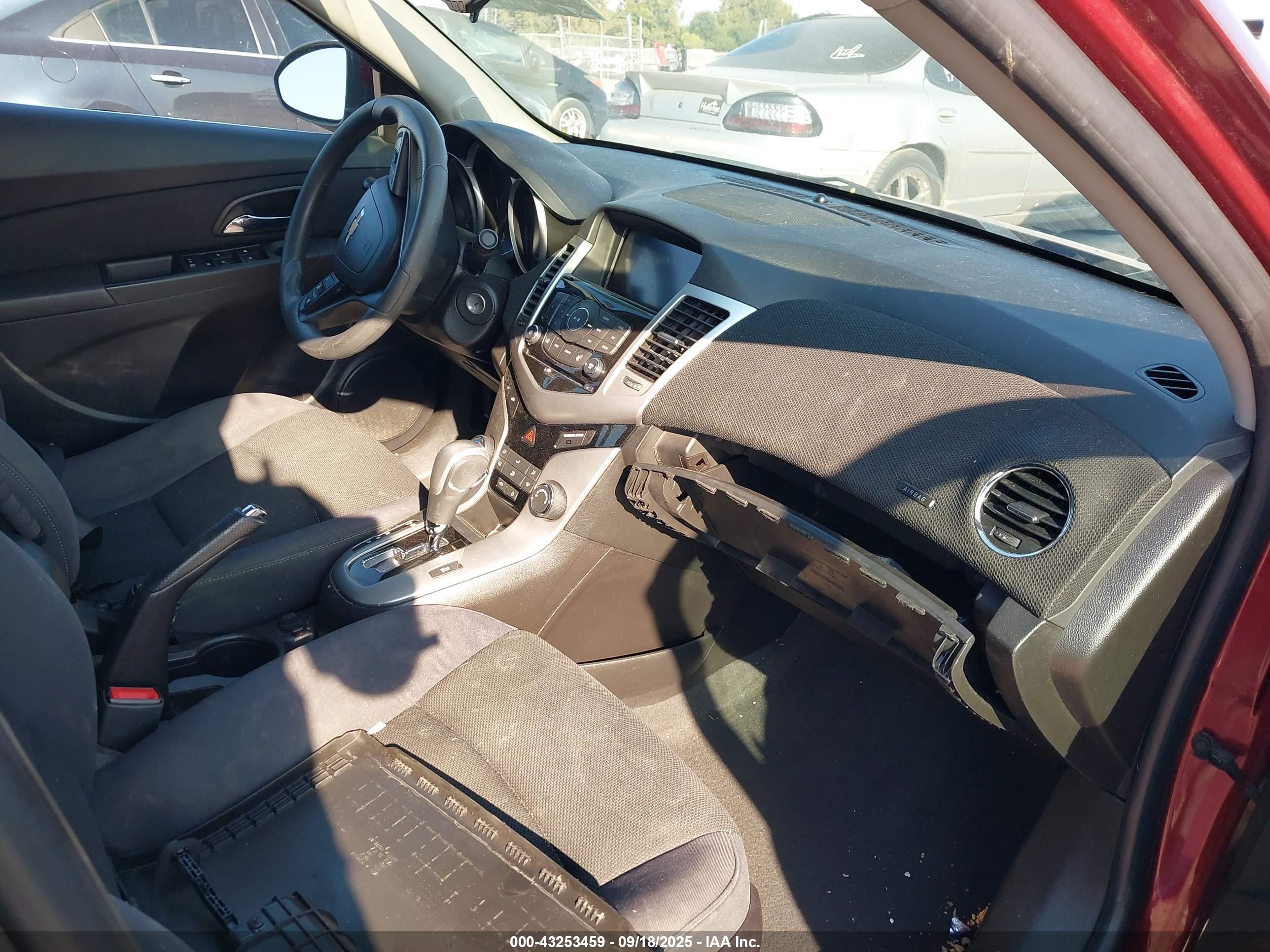 CHEVROLET CRUZE image 5