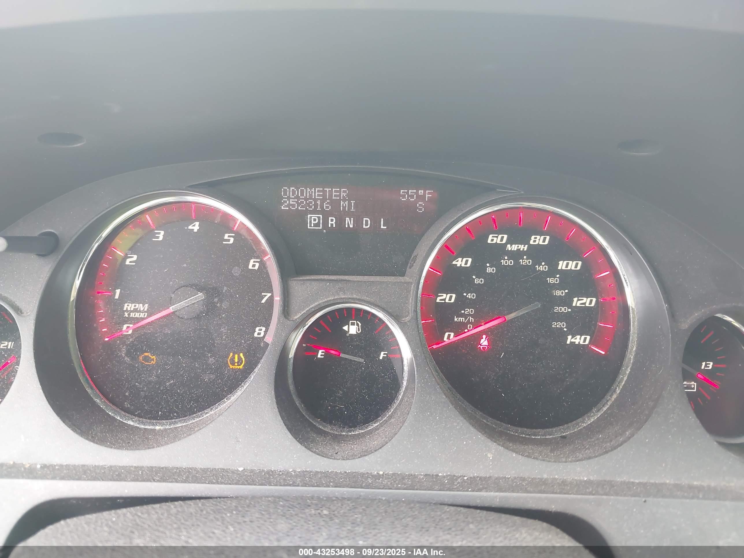 GMC ACADIA image 7