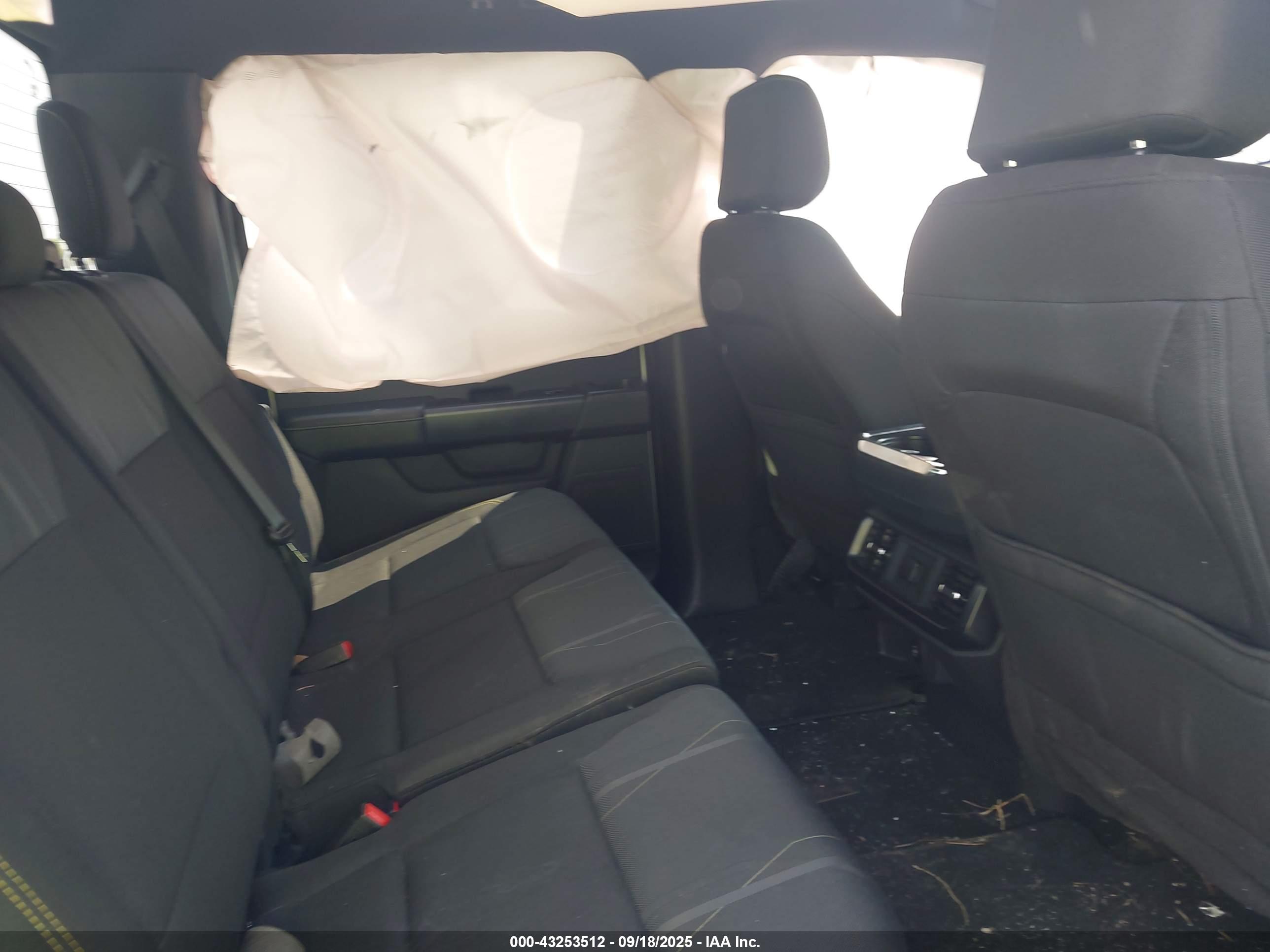 FORD F-150 image 8